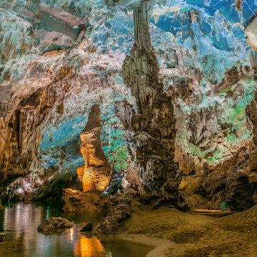 Phong Nha Cave – Majestic stalactites system
(Quang Binh Province, Vietnam), License Type: media, Download Time: 2025-03-20T05:23:02.000Z, User: claramonitto, Editorial: false, purchase_order: 56530 - Guidebooks, job: Global Publishing-WIP, client: Vietnam 17, other: Clara Monitto