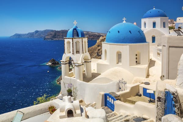 A guide to Santorini, Greece