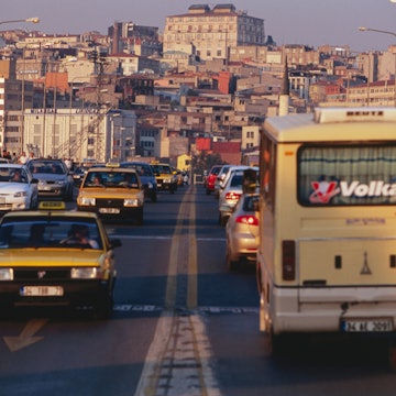 Traffic crossing goldern horn.
20795-36
Istanbul, Middle East, Turkey, building, car, day, motor vehicle, no people, outdoors, road, taxi, transport, urban, vehicle