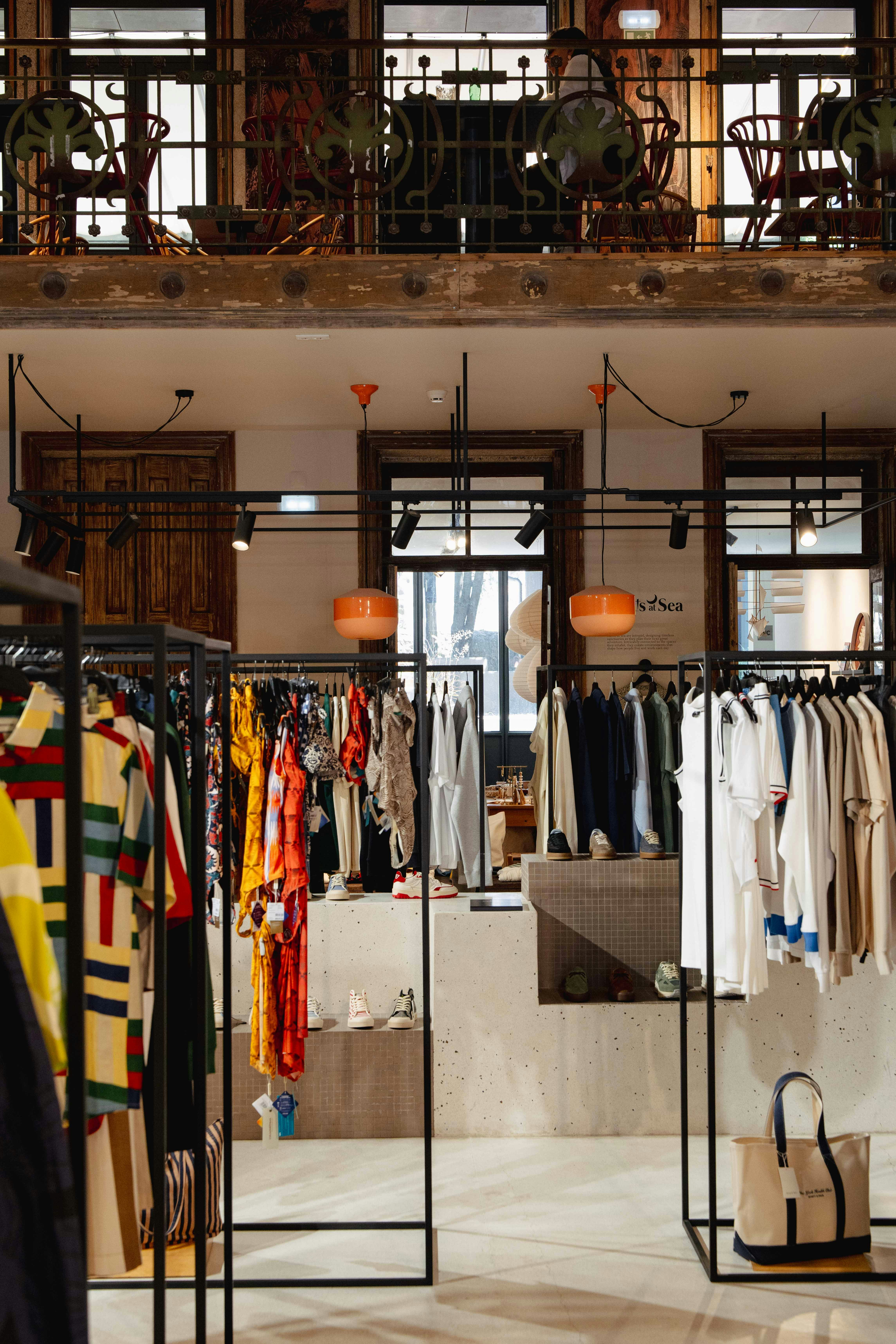 LOT on Rua de José Falcão".