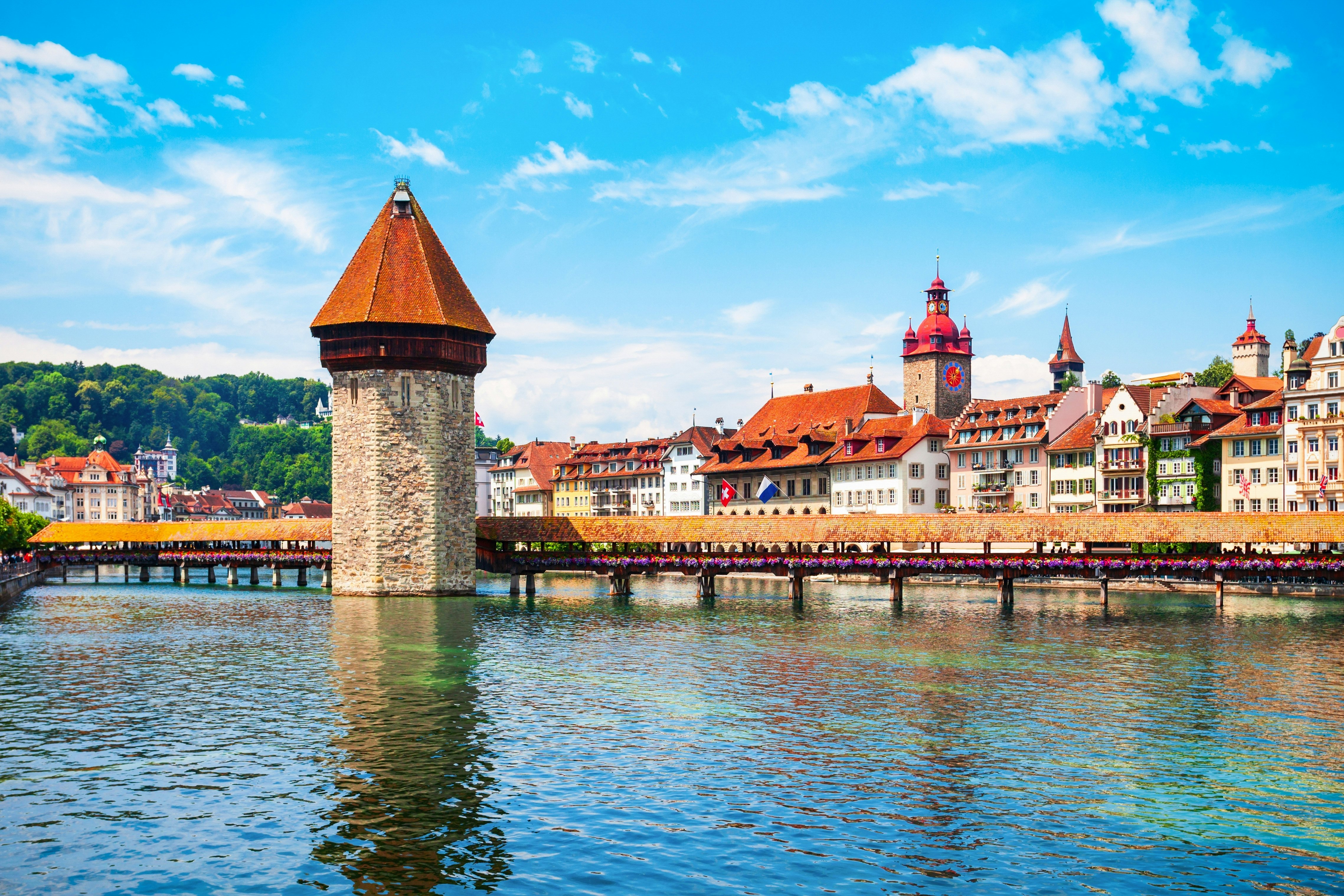 City on water.