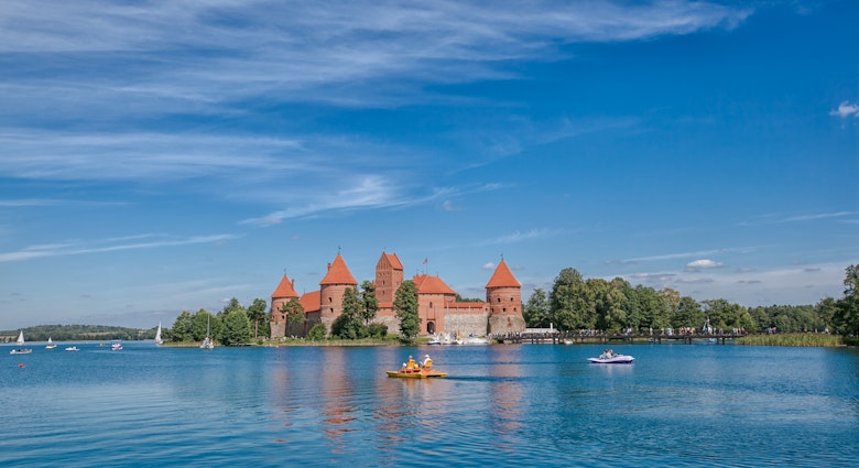 Water castle Trakai.
lake, boat, sport, castle, swimming, water castle, Publikation, Summer, Trakai, Lithuania, Litauen, Agentur, Bildagentur