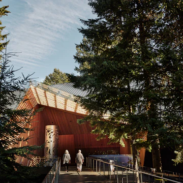 The beautiful exterior of the Audain Art Museum featuring the totem by Xwalacktun ..**NOTE**.1. Please email Justine (jnichol@audainartmuseum.com) at the Audain Art Museum to confirm use prior to publishing..2. Where possible, please credit the artist along with the credit identified in the credit field. .Artist: Xwalacktun .Art information: Xwalacktun, He-yay meymuy (Big Flood), 2014-2015, aluminum with LED lights, Audain Art Museum Collection, Purchased with funds from the Audain Foundation”
Art Galleries, Arts & Heritage, Attractions, Fall, Sea to Sky, Summer, Vancouver, Coast & Mountains, Whistler
Courtesy of Tourism Whistler to update Whistler POI images