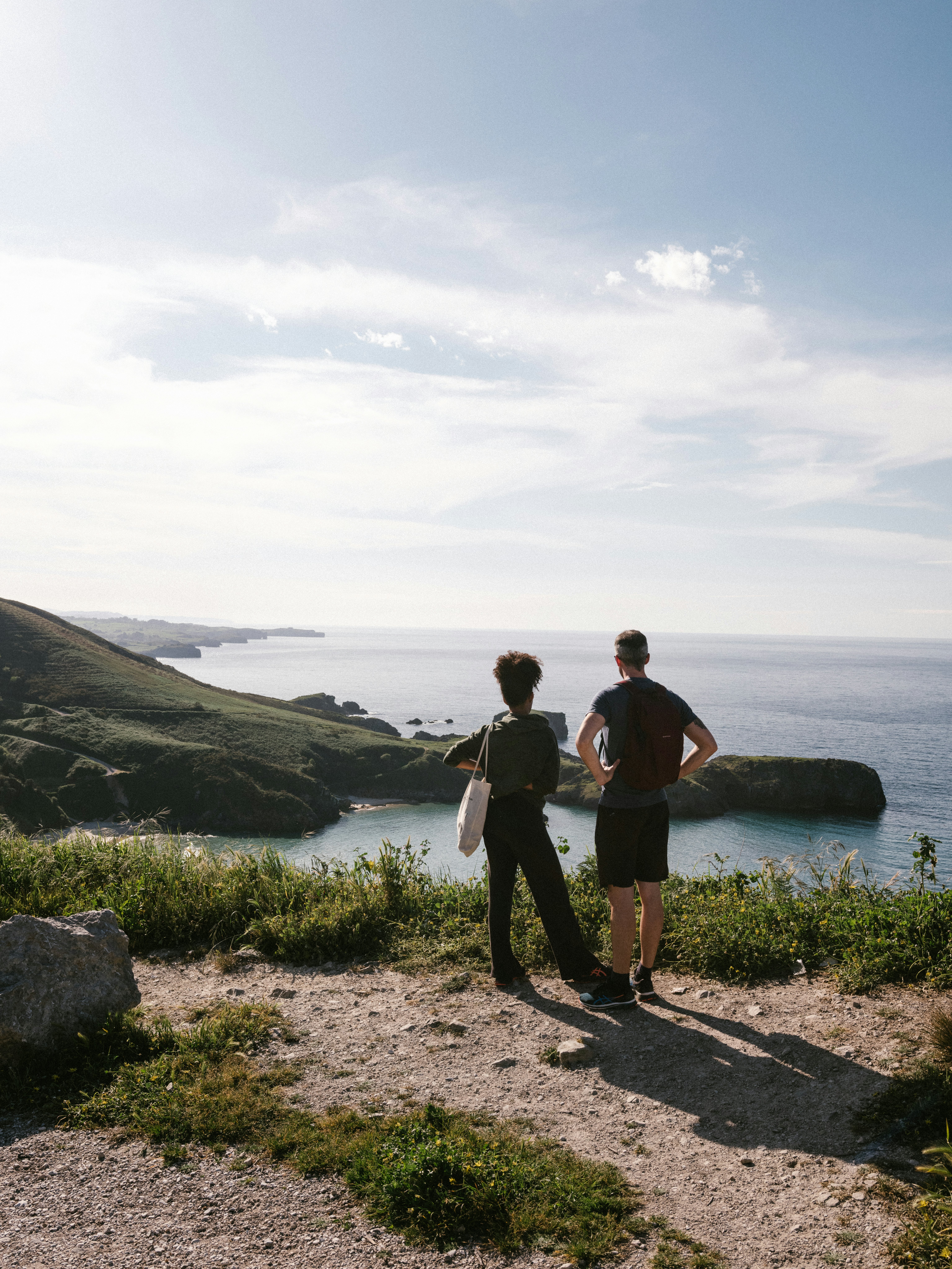 Two people at the Mirador playa Torimbia. Llanes. SPAIN. May 2024.