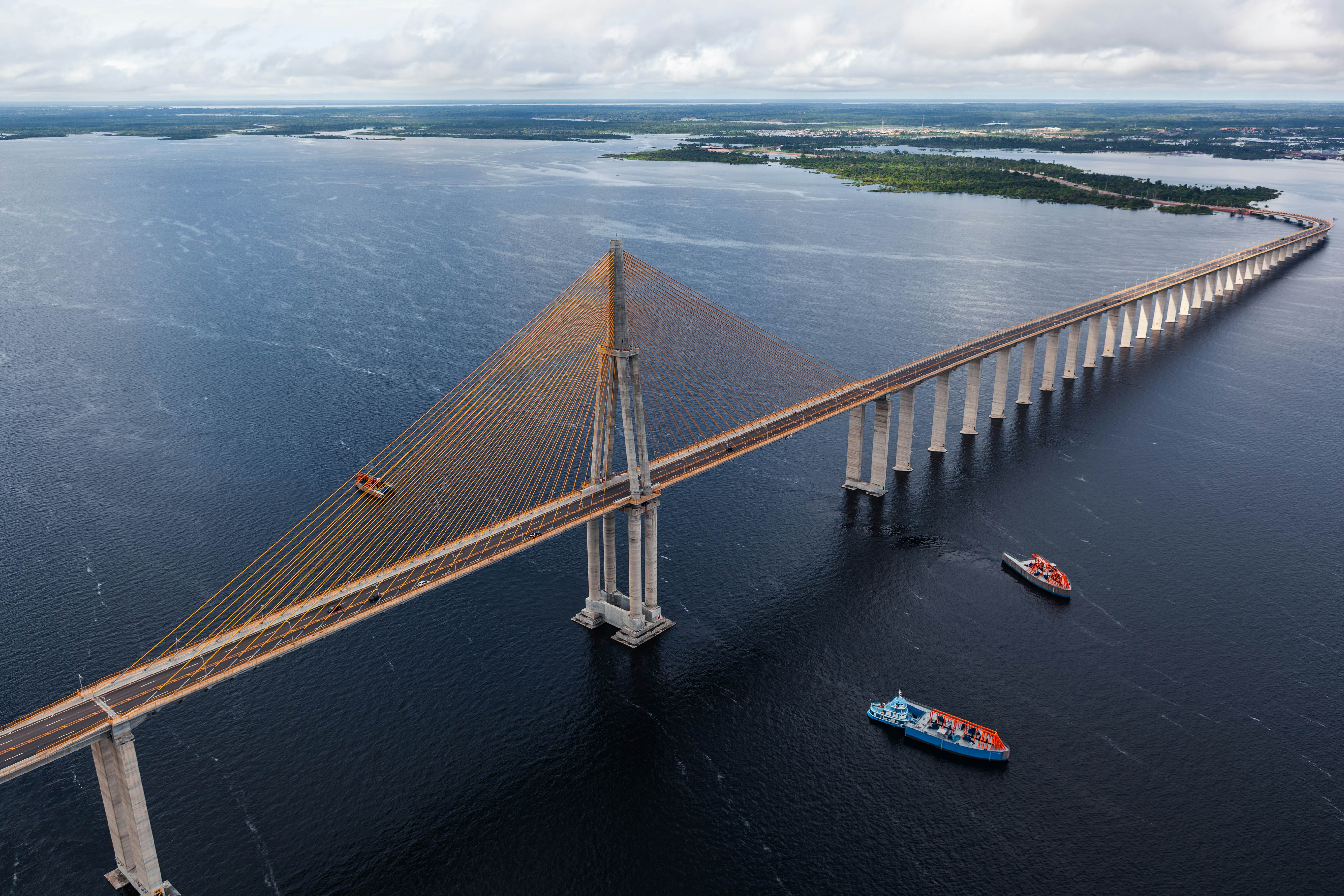 Cable-stayed bridge over the river in Manaus, License Type: media, Download Time: 2025-05-28T09:38:36.000Z, User: lonelyplanetmedia, Editorial: false, purchase_order: 65050 - Digital Destinations and Articles, job: Global Publishing WIP, client: Global Publishing WIP, other: Peterson Haggarty // SS Comp Ingestion