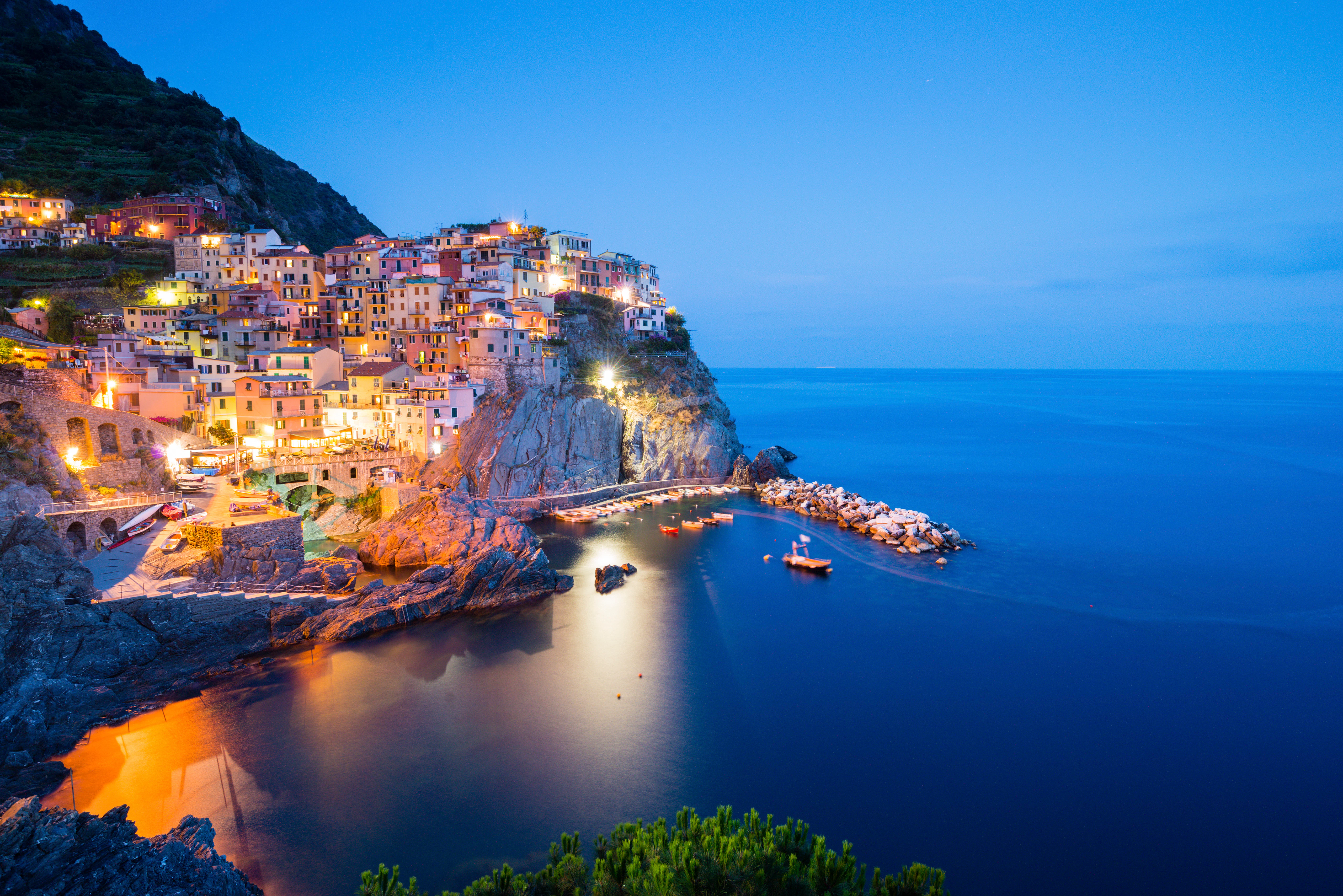 The coastline at Manarola in the Cinque Terre, Italy.