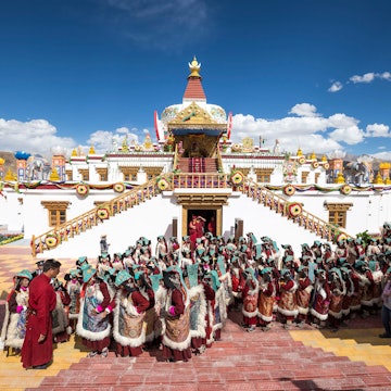 T7YWGN India, Jammu and Kashmir, Ladakh, Hemis, Naropa festival of 2018, two hundred and ninety nine Ladakhie women performed the dance of Shondol, recorded in the Guinness World Records as the biggest Ladakhi dance, women wearing perak, traditional headdress adorned with turquoises, in front of the Naro Photang
T7YWGN
Leisure, Celebration, performance, dance, Blue, turquoise, blue, People, Woman, Architecture, Building, Religious, building, Mountain, Religion, religious, practice, ritual, religious, festival, Religious, Buddhism, Clothe, feminine, Asia, Himalayas, Headdress, Southern, Asia, India, Northern, India, Jammu, Kashmir, Ladakh, traditional, outfit, dancer, semi, precious, stone, sky, monk, folk, dance, festival, Buddhist, traditional, festival, Tourism, types, Tourism, Cultural, tourism, blue, sky, temple, Tradition, Outdoors, large, group, people, Hemis, Group, Day, parure, Age, Adult