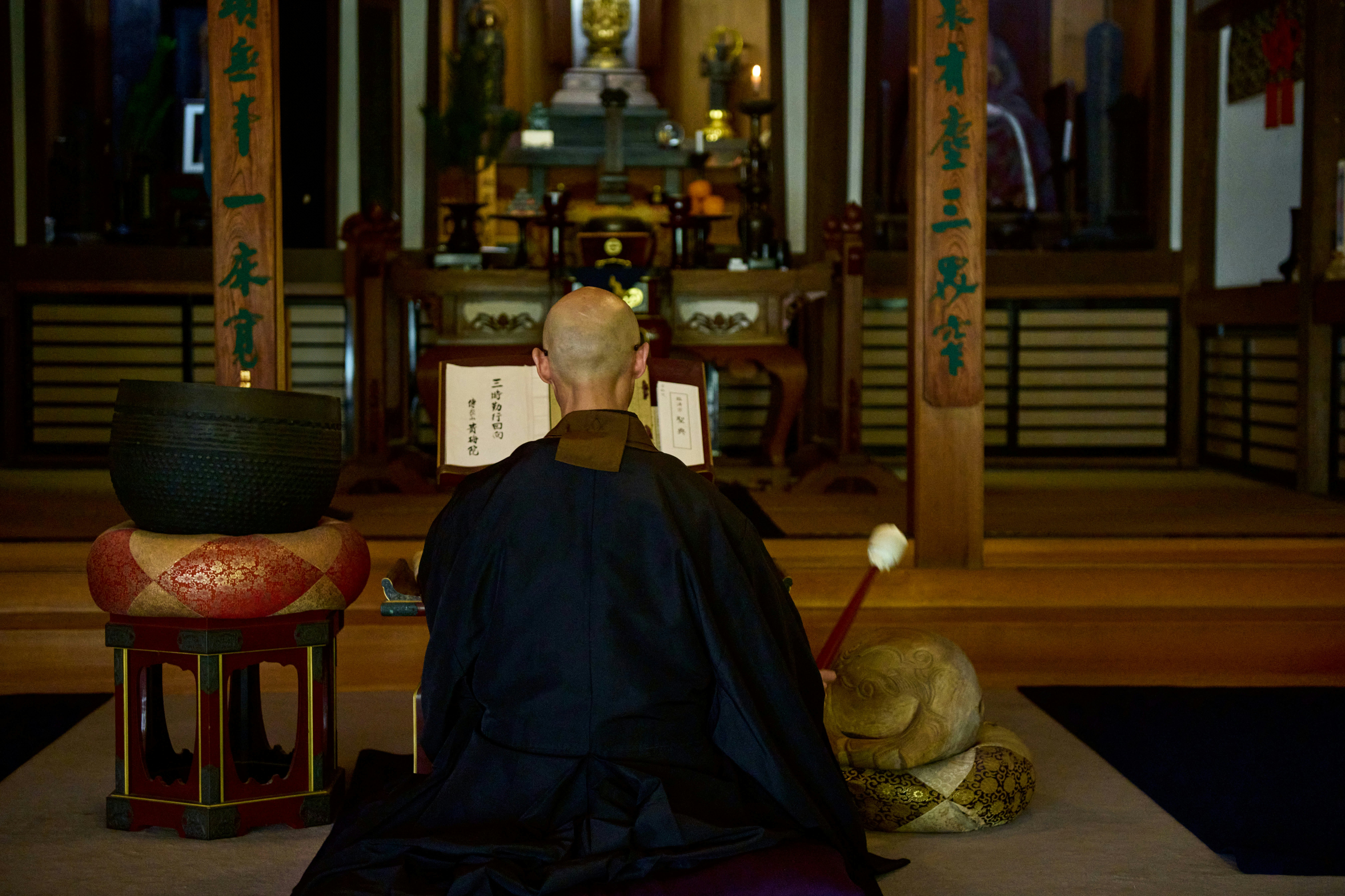 Rituals in a Buddhist temple.