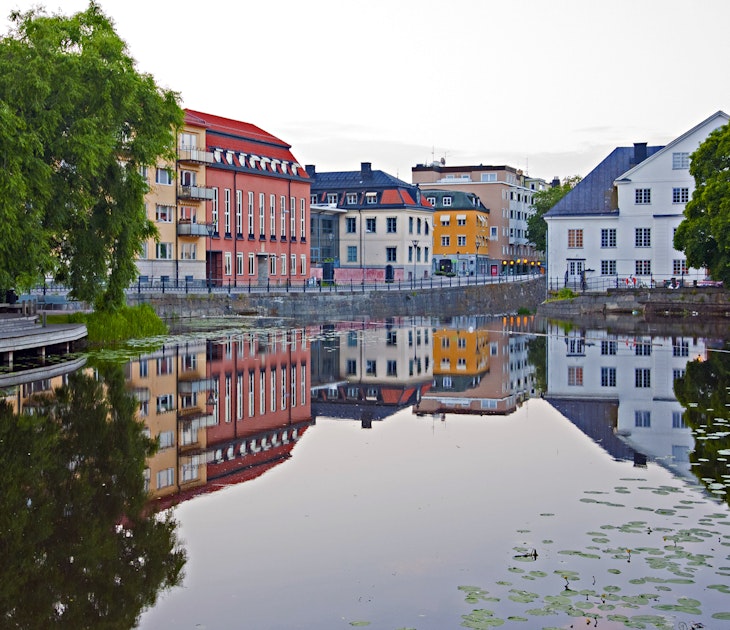 GettyImages-1273389727.jpg
Colorful architecture