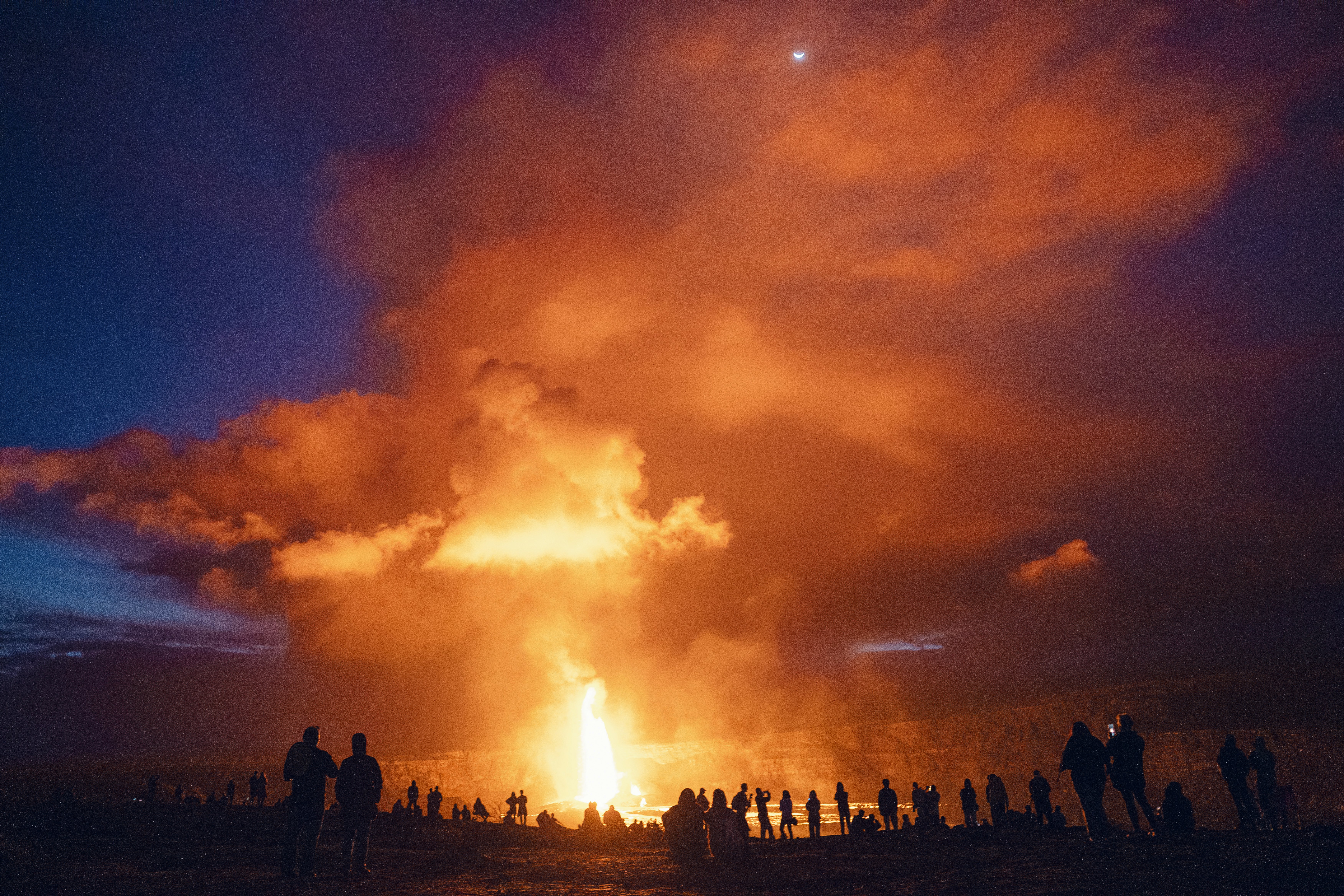 20250401_Volcano_764.ARW
Eruption at Hawai'i Volcanoes National Park
Rights-managed, one time use