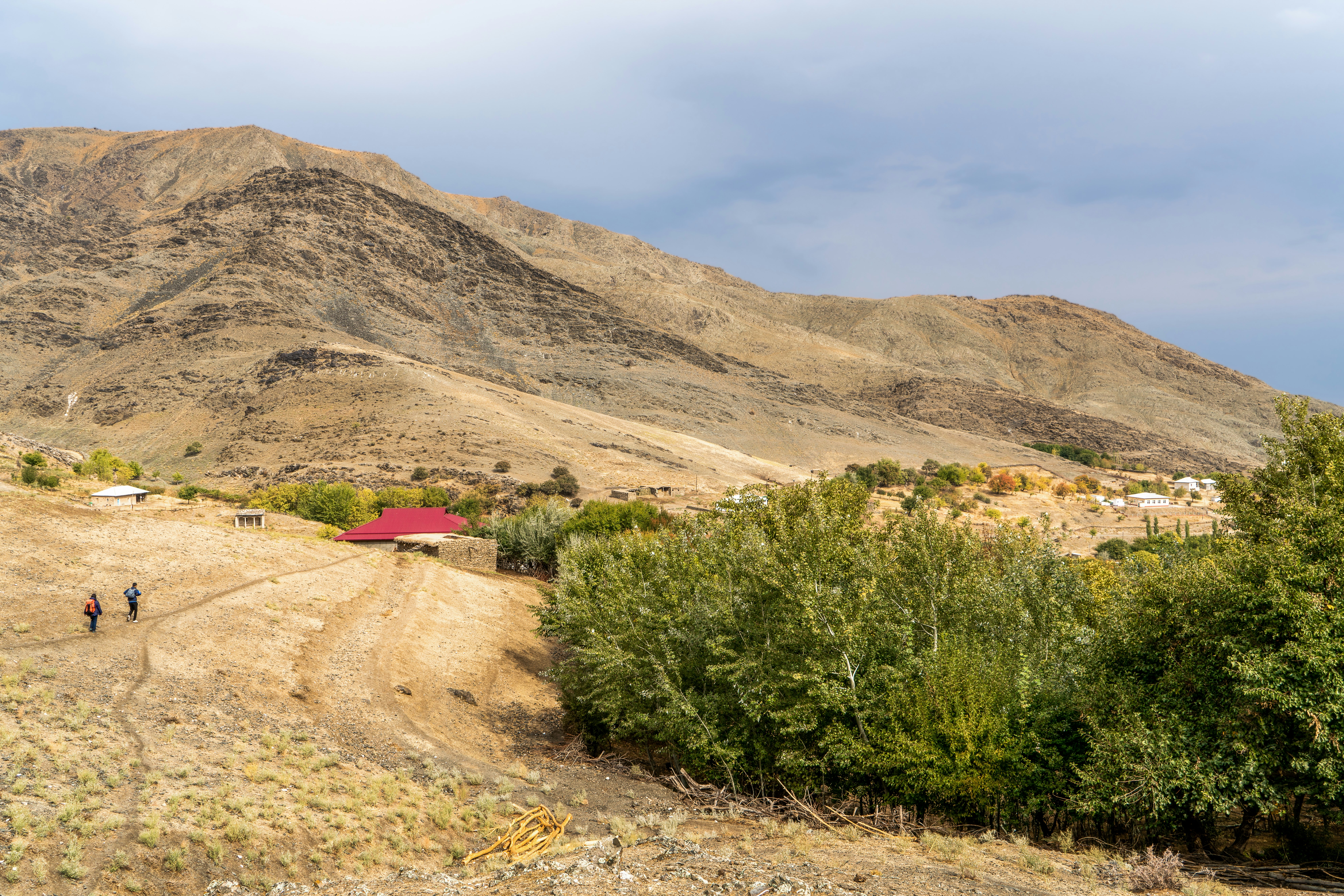 hiking in the Nuratau mountains.