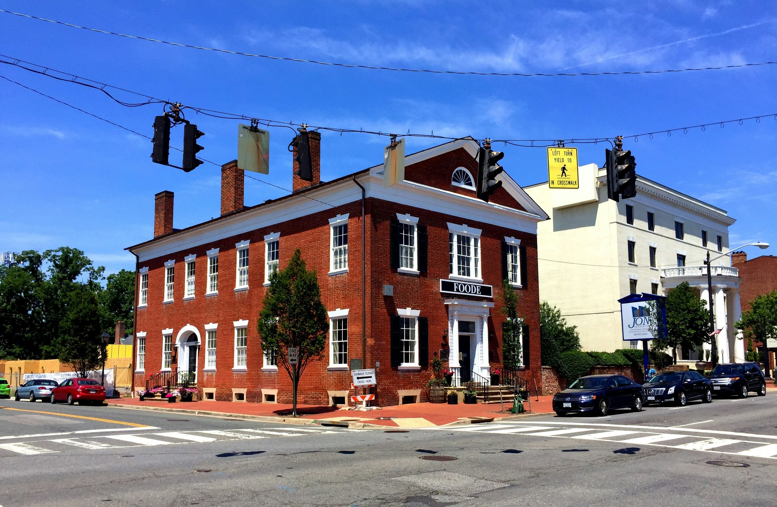 The old bank building in Fredericksburg, VA that now houses Foode restaurant.