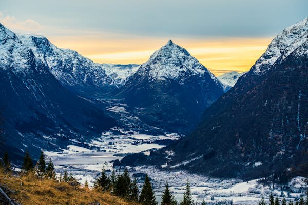 10 of the coldest places in the world to take a vacation