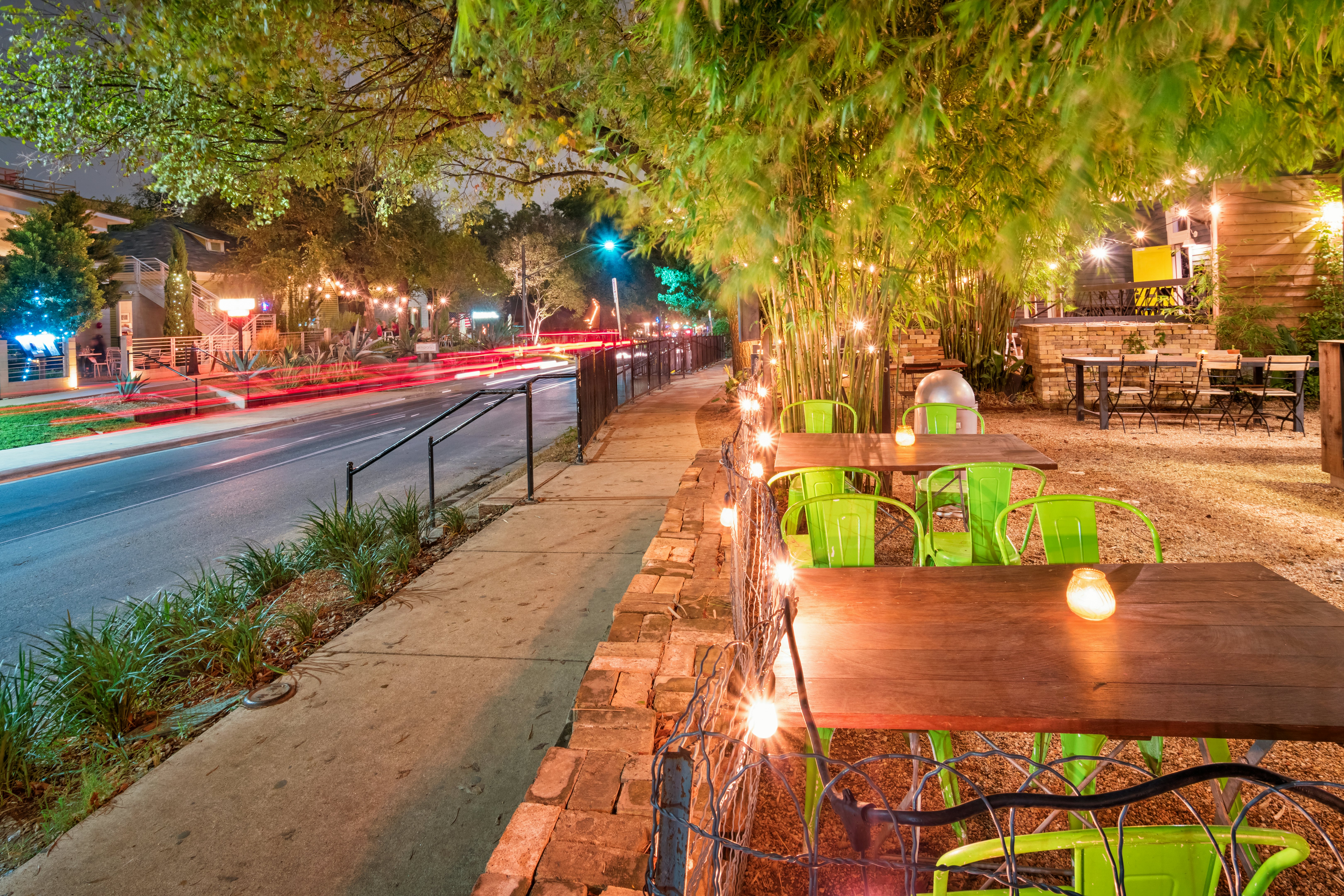 A restaurant patio on Rainey St, Austin. benedek/Getty Images