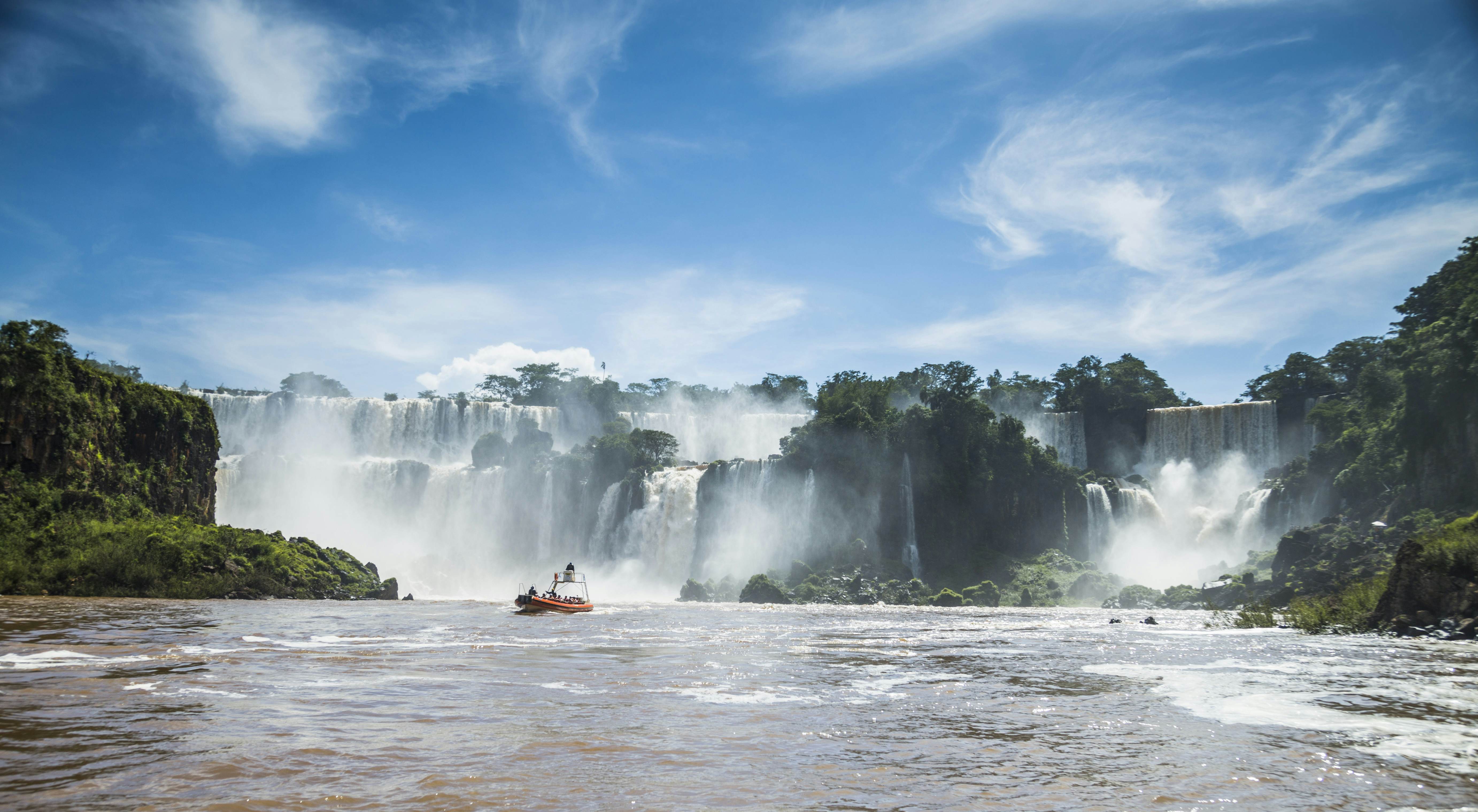 Iguaçu Falls
Horizontal Outdoors Falling Brazil Landscape Parana State Iguacu National Park Photography Foz do Iguaçu 2015