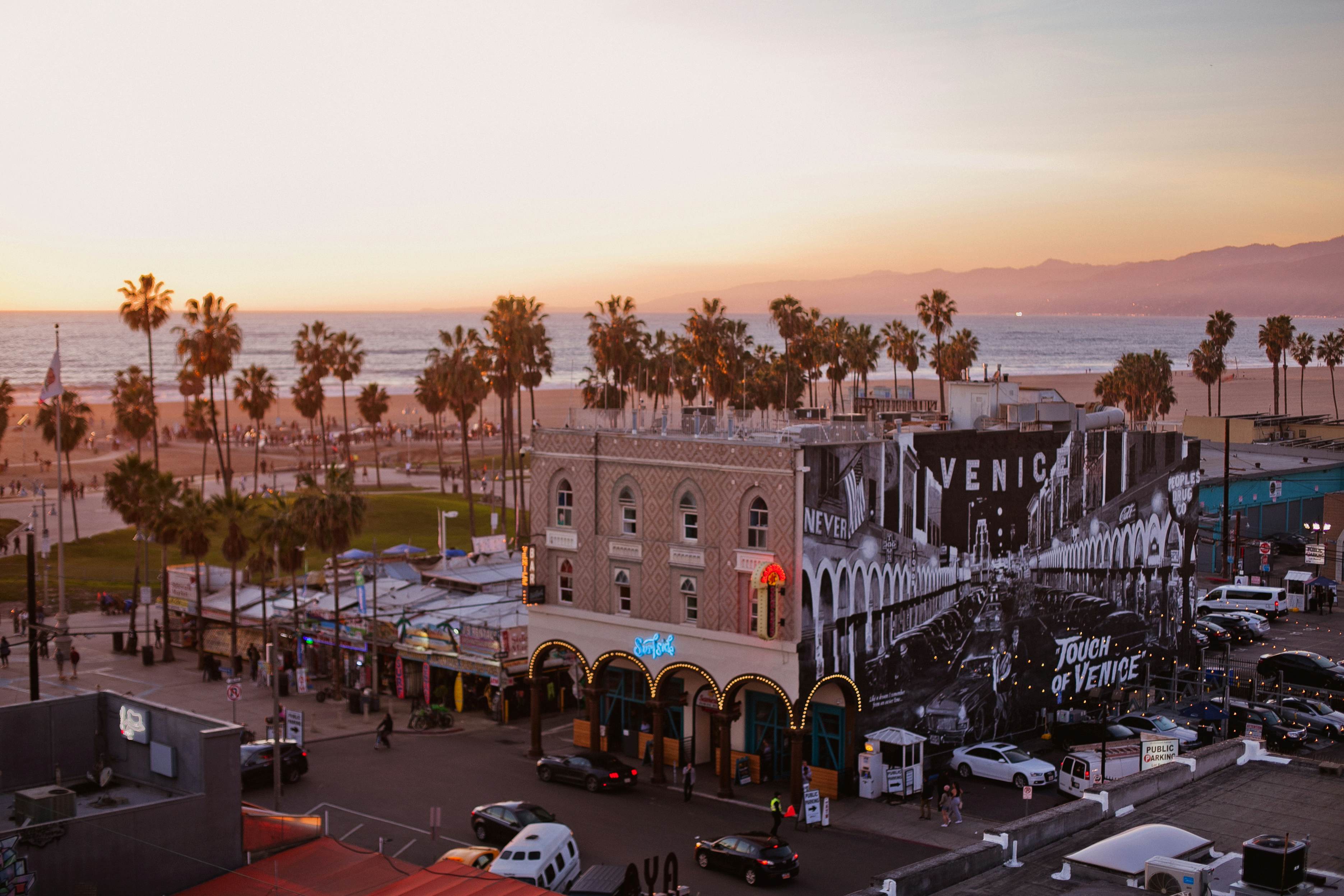 Los Angeles, California / USA - 01.10.2018 : Venice beach on sunset. View from above , License Type: media, Download Time: 2025-03-24T18:43:48.000Z, User: katelyn.perry_lonelyplanet, Editorial: true, purchase_order: 65050 - Digital Destinations and Articles, job: wip, client: wip, other: Katelyn Perry