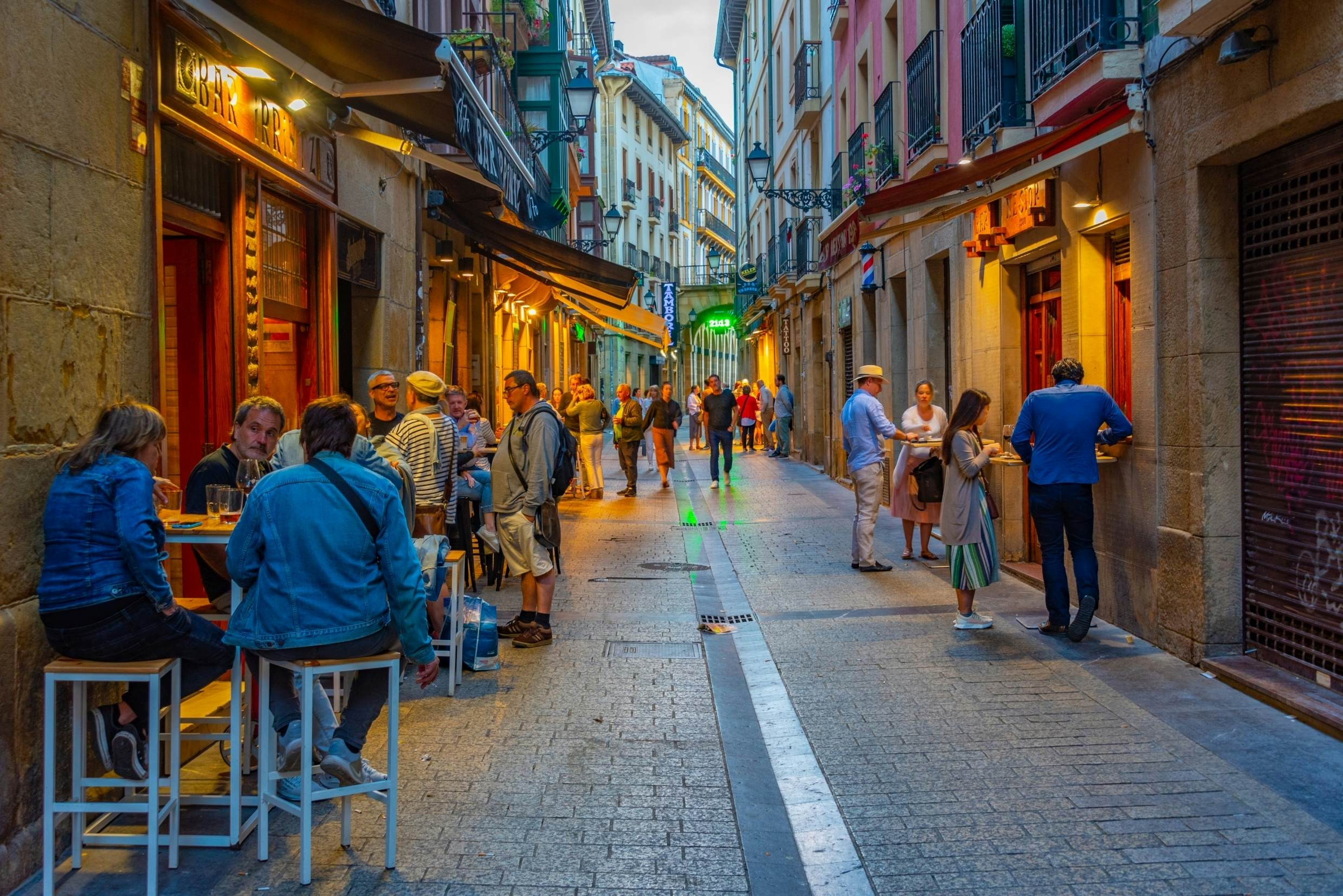 San Sebastian, Spain, June 1, 2022: Night view of a narrow street of the old town of San Sebastian, Spain., License Type: media, Download Time: 2026-01-21T16:29:39.000Z, User: tasminwaby56, Editorial: true, purchase_order: 65050 - Digital Destinations and Articles, job: Online Editorial, client: San Sebastian BTV, other: Tasmin Waby