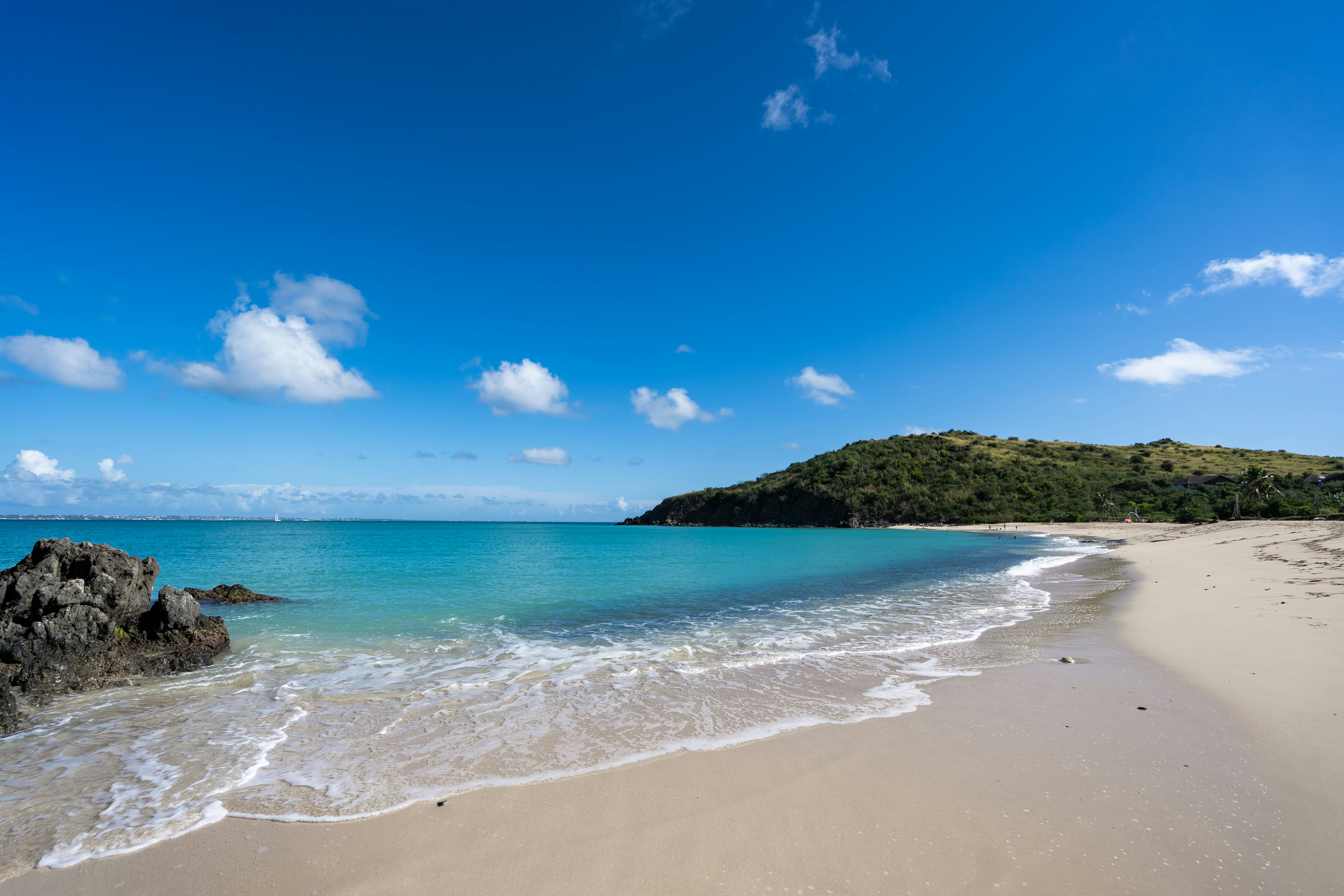 Courtesy of St. Maarten Tourist Bureau for POI pages