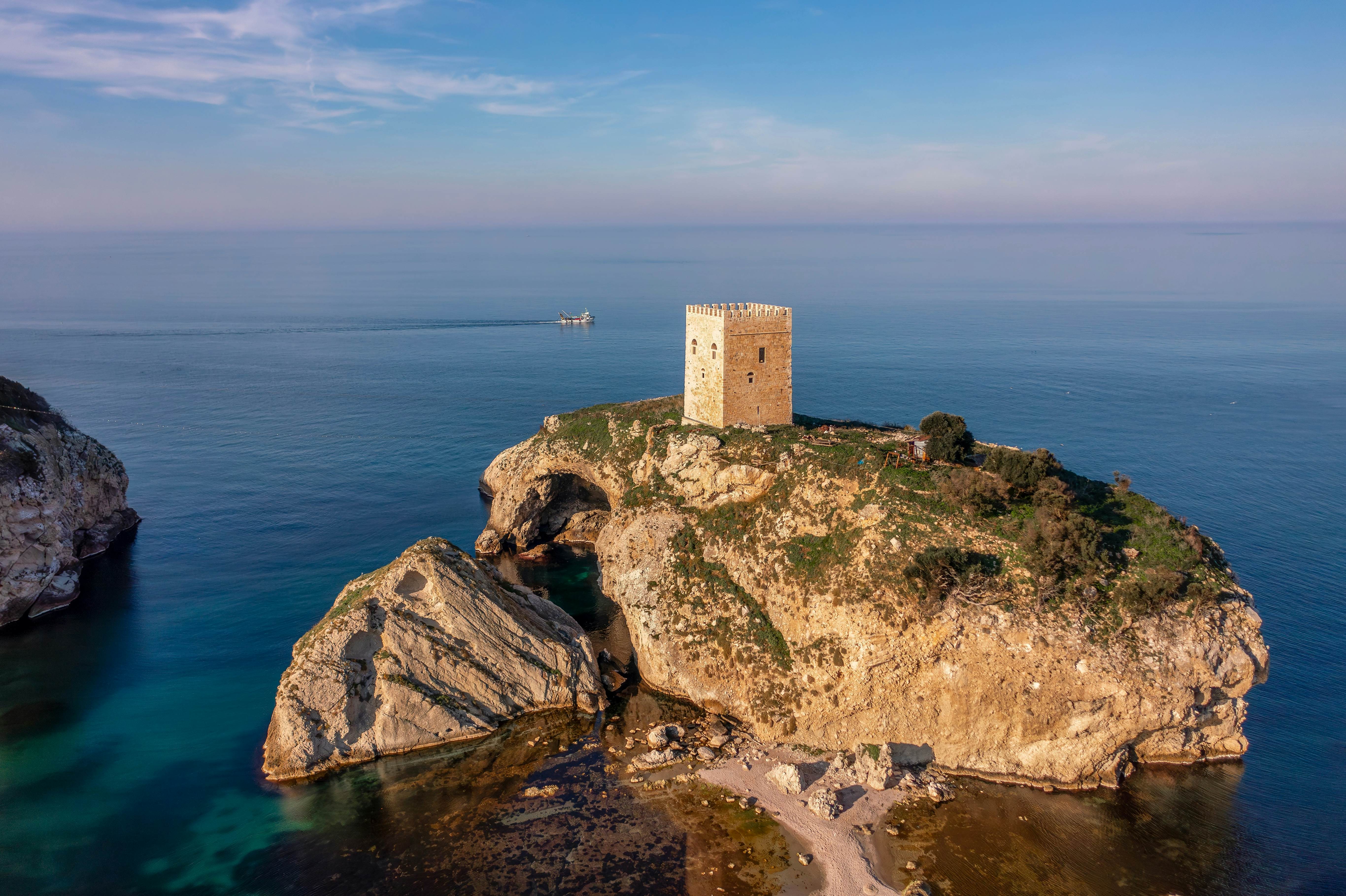 drone shooting sile castle and its surroundings, sile, istanbul, turkey, License Type: media, Download Time: 2026-02-10T21:46:28.000Z, User: LP_AGabriel, Editorial: false, purchase_order: 65050 - Digital Destinations and Articles, job: Digital Editorial, client: Best beaches near Istanbul , other: Acacia Gabriel 