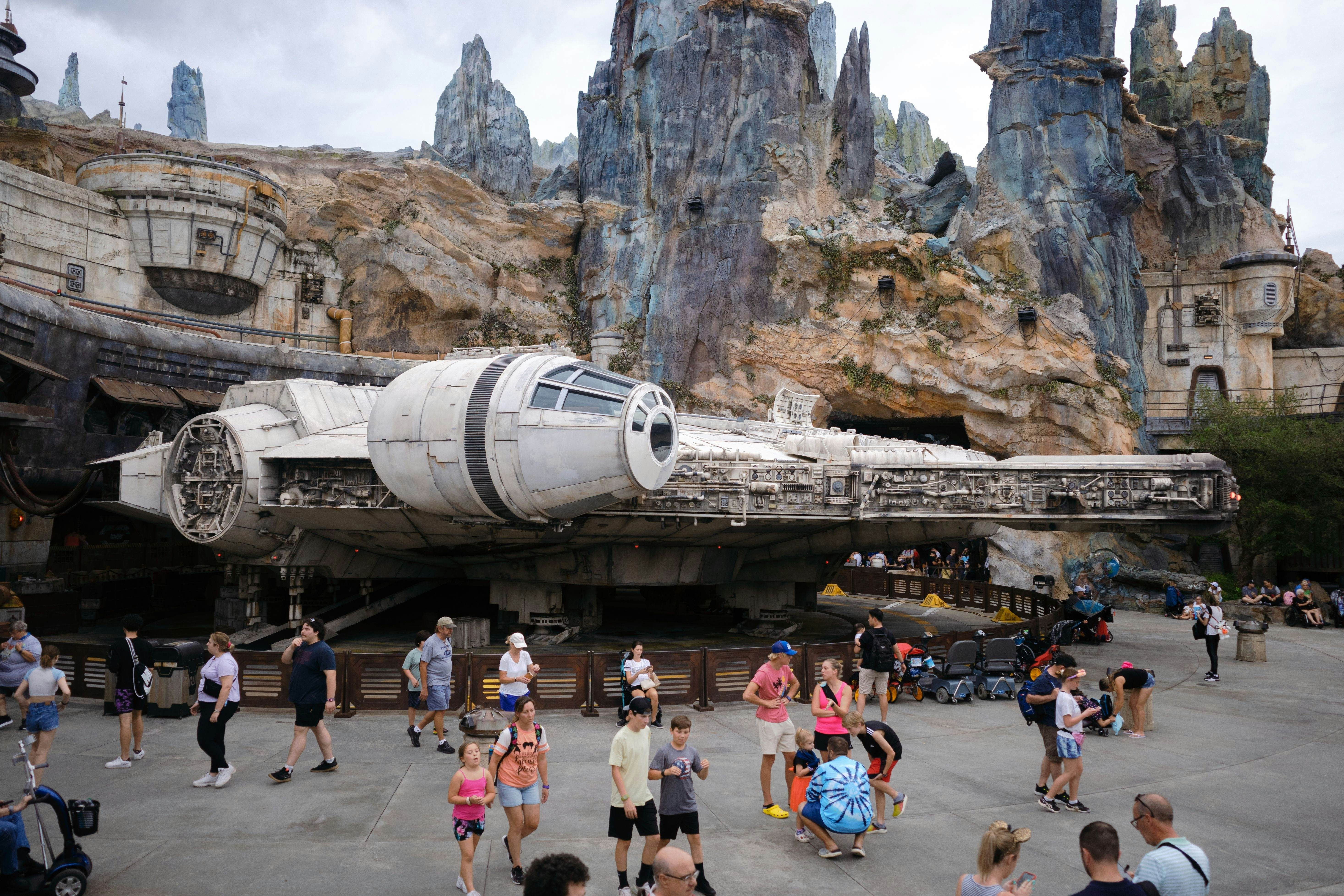 ORLANDO, US - Sep 28, 2022: A Millennium Falcon Star Wars Galaxy's Edge at Disney World Hollywood Studios, License Type: media, Download Time: 2025-05-15T15:25:03.000Z, User: rhylton_redventures, Editorial: true, purchase_order: 65050 - Digital Destinations and Articles, job: Lonely Planet, client: wip, other: Rhianydd Hylton