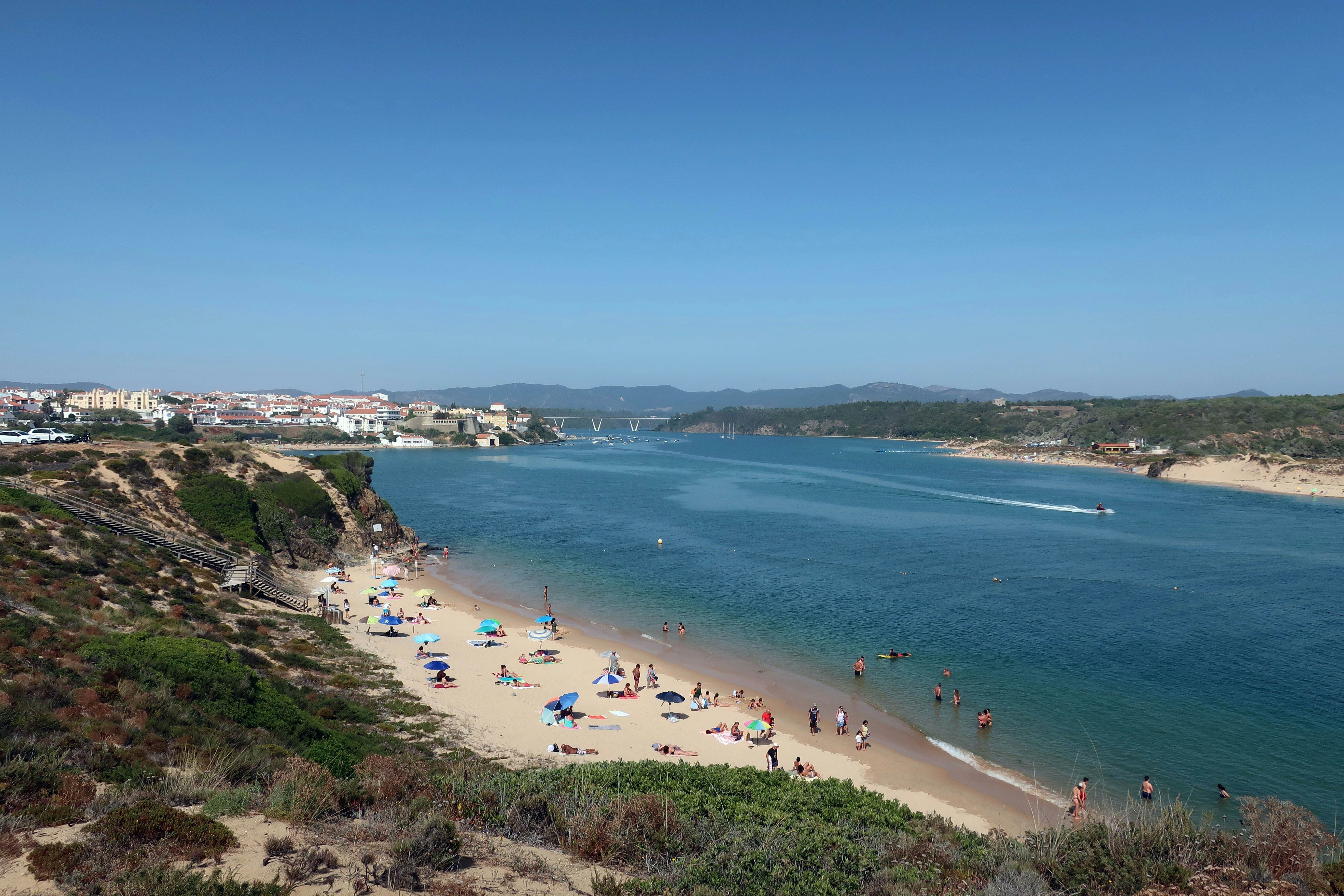 Praia da Franquia or Vila Nova de Milfontes Beach is located on the urban seafront of Vila Nova de Milfontes. It belongs to the mouth of the River Mira on the North bank. Portugal., License Type: media, Download Time: 2025-11-12T20:56:31.000Z, User: LP_YKhanna, Editorial: false, purchase_order: 65050 - Digital Destinations and Articles, job: LP, client: App Content, other: Yuvraj Khanna