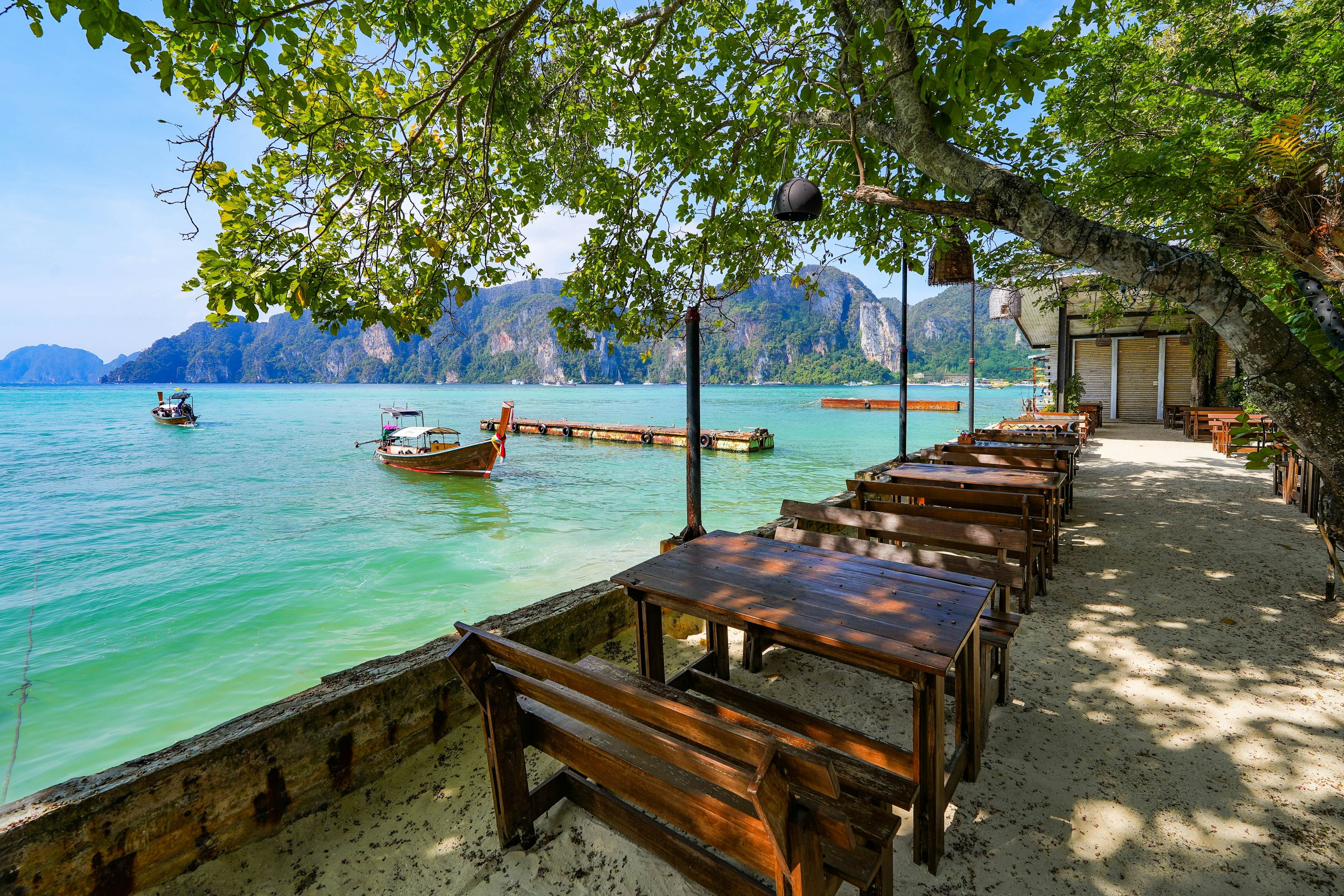 Beachfront restaurant on Ton Sai beach on Koh Phi Phi island in the Andaman Sea, Krabi Province, Thailand, License Type: media, Download Time: 2026-02-09T09:25:05.000Z, User: claramonitto, Editorial: false, purchase_order: 56530 - Guidebooks, job: Global Publishing-WIP, client: Thailand 20, other: Clara Monitto