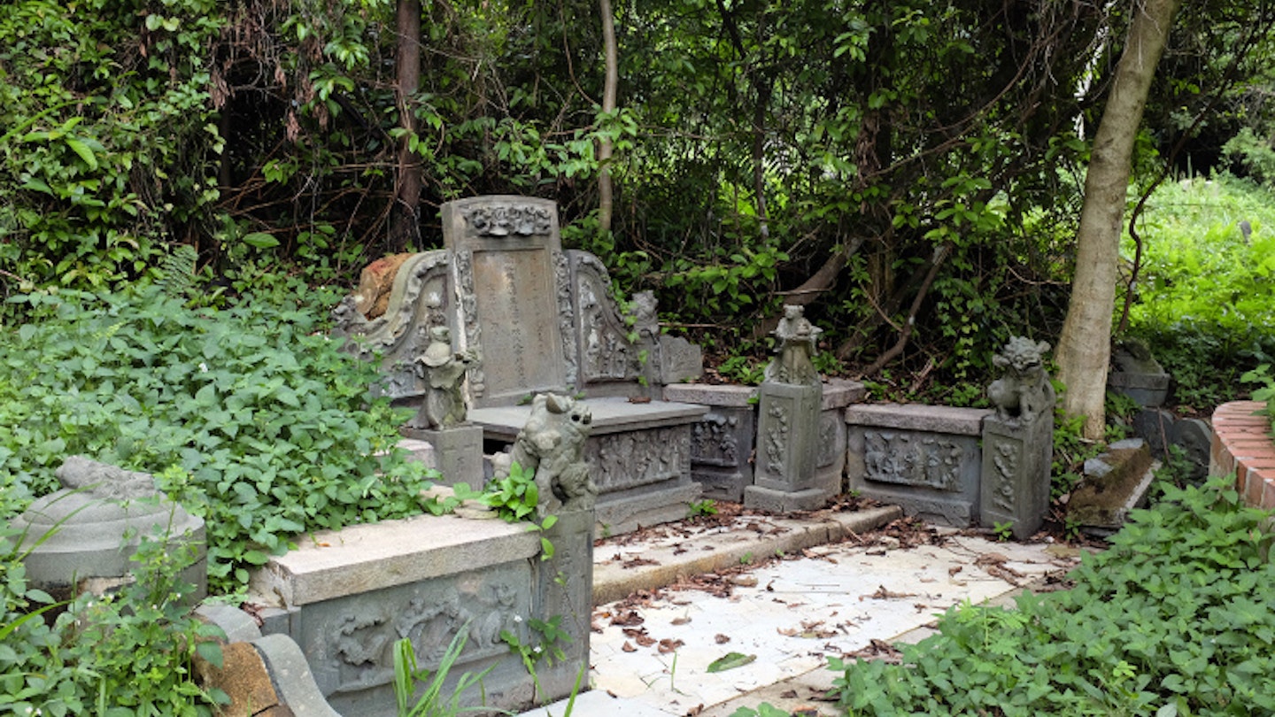 Bukit Brown Cemetery, Singapore. Image by Jnzl's Public Domain Photos CC BY 2.0