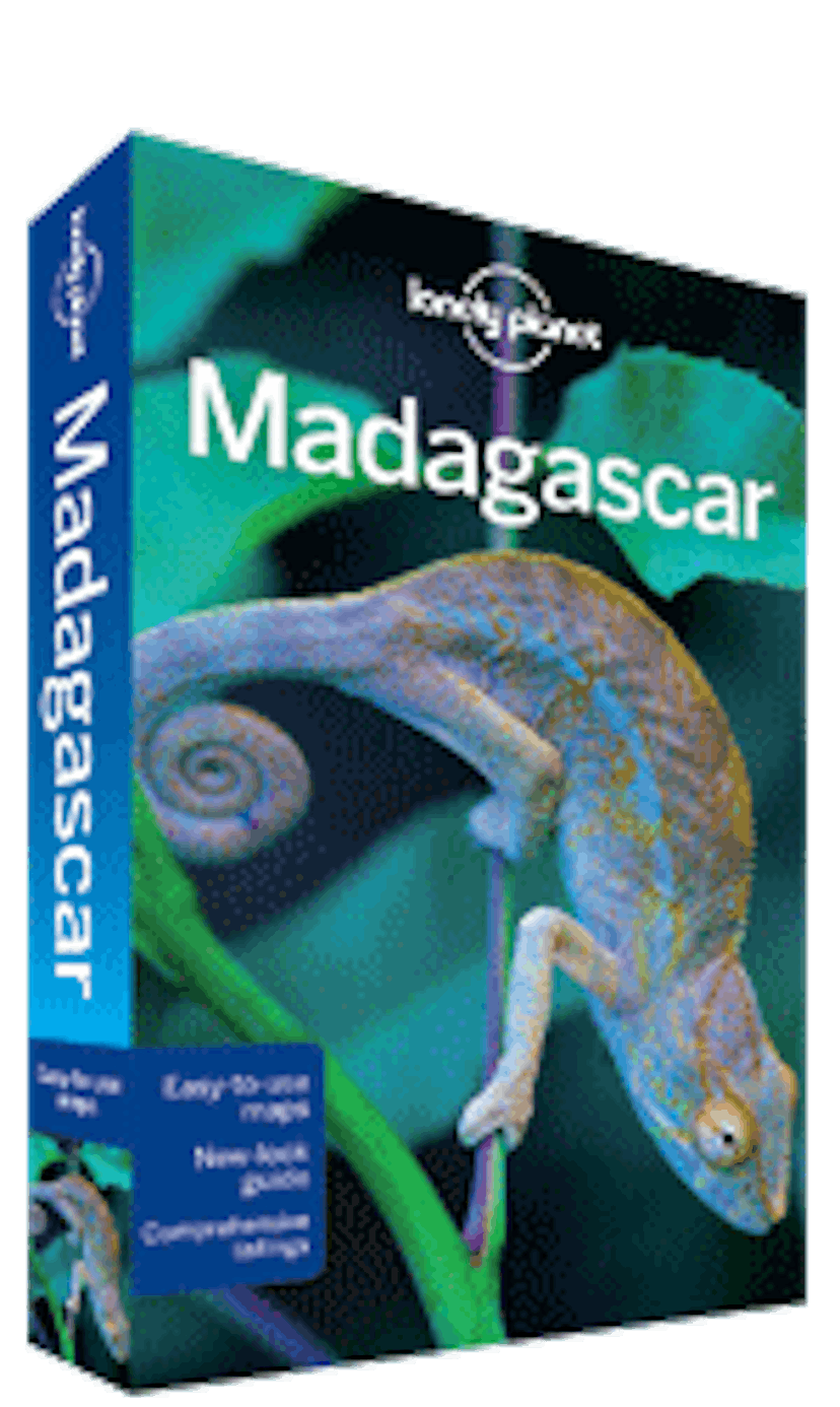 Features - Madagascar_travel_guide_-_7th_Edition_Large