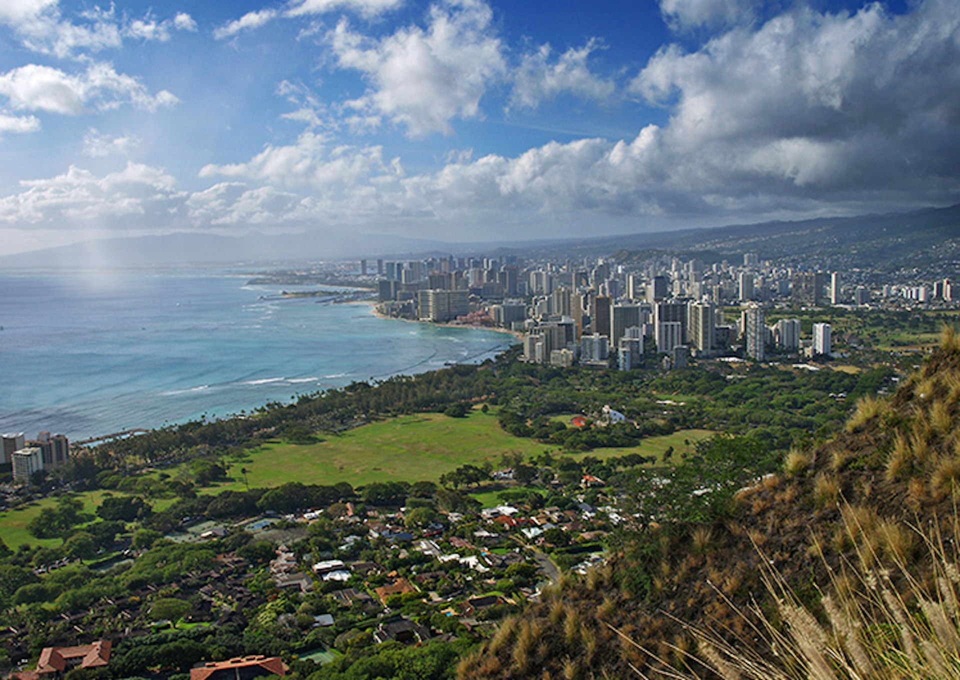 Honolulu and Waikiki from Diamond Head on O'ahu. Image by Ignacio Palacios/Getty Images.