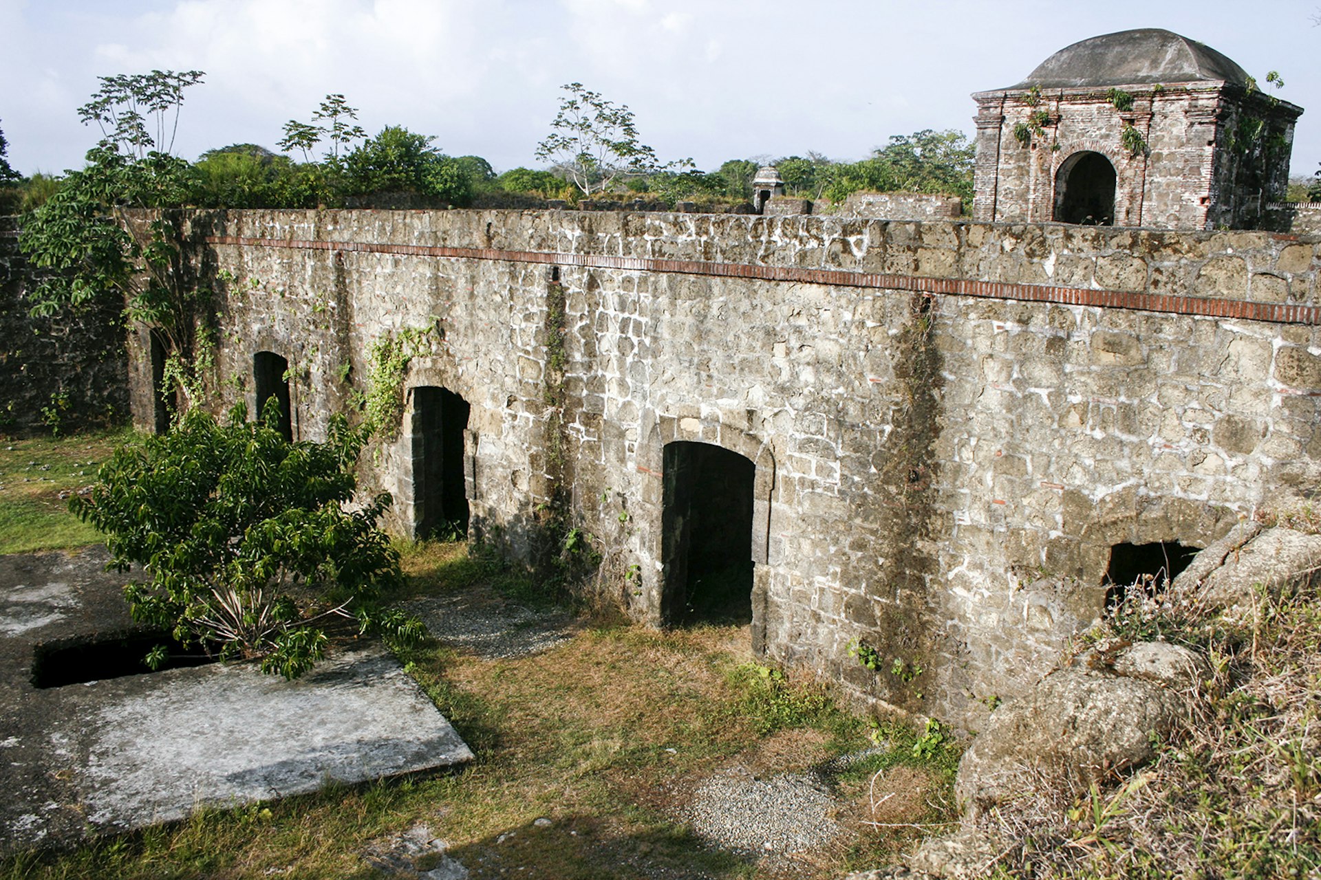 Features - Panama, Fort San Lorenzo.
