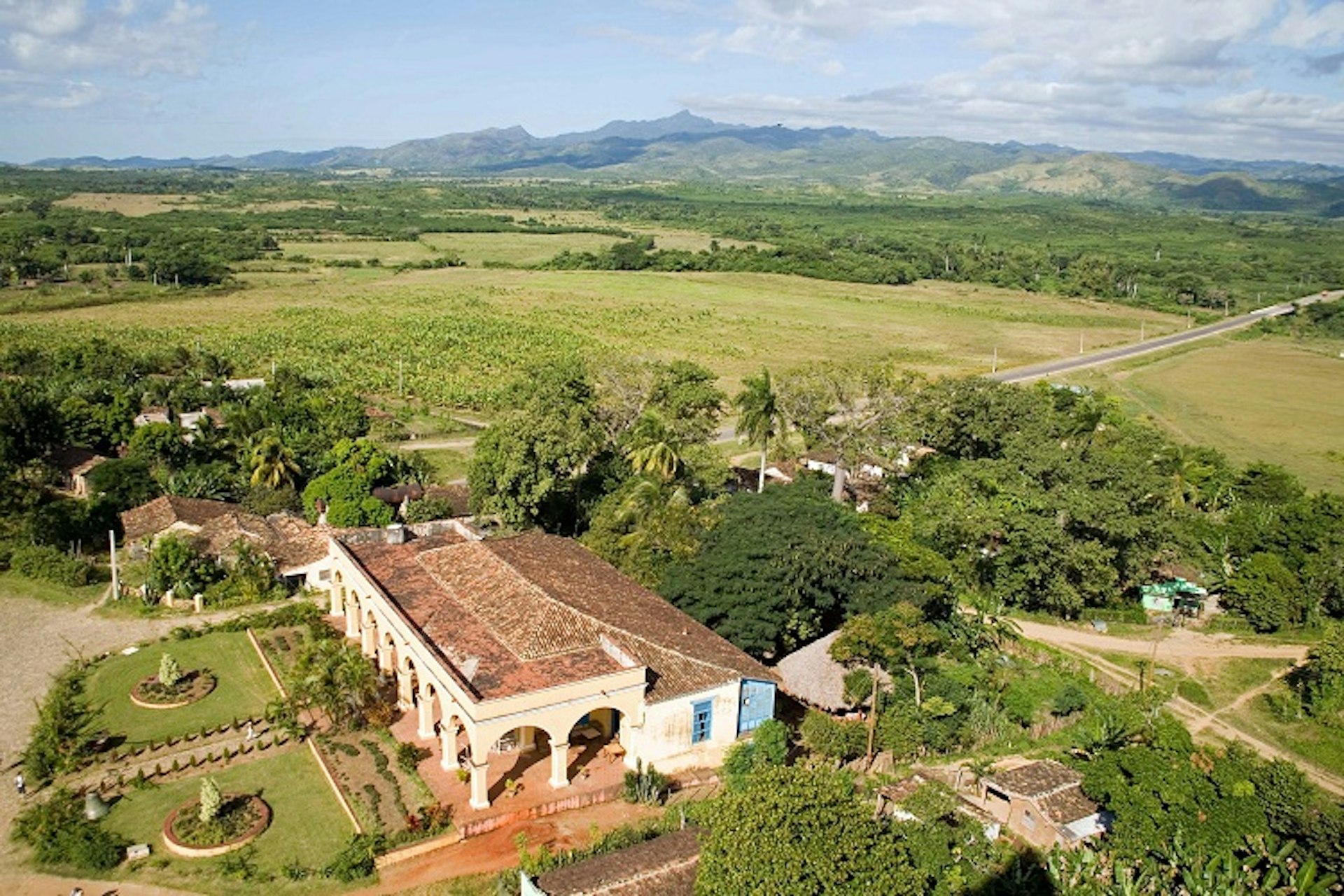 Manaca Iznaga estate in the Valley of the Sugar Mills. Claire Boobbyer / Lonely Planet