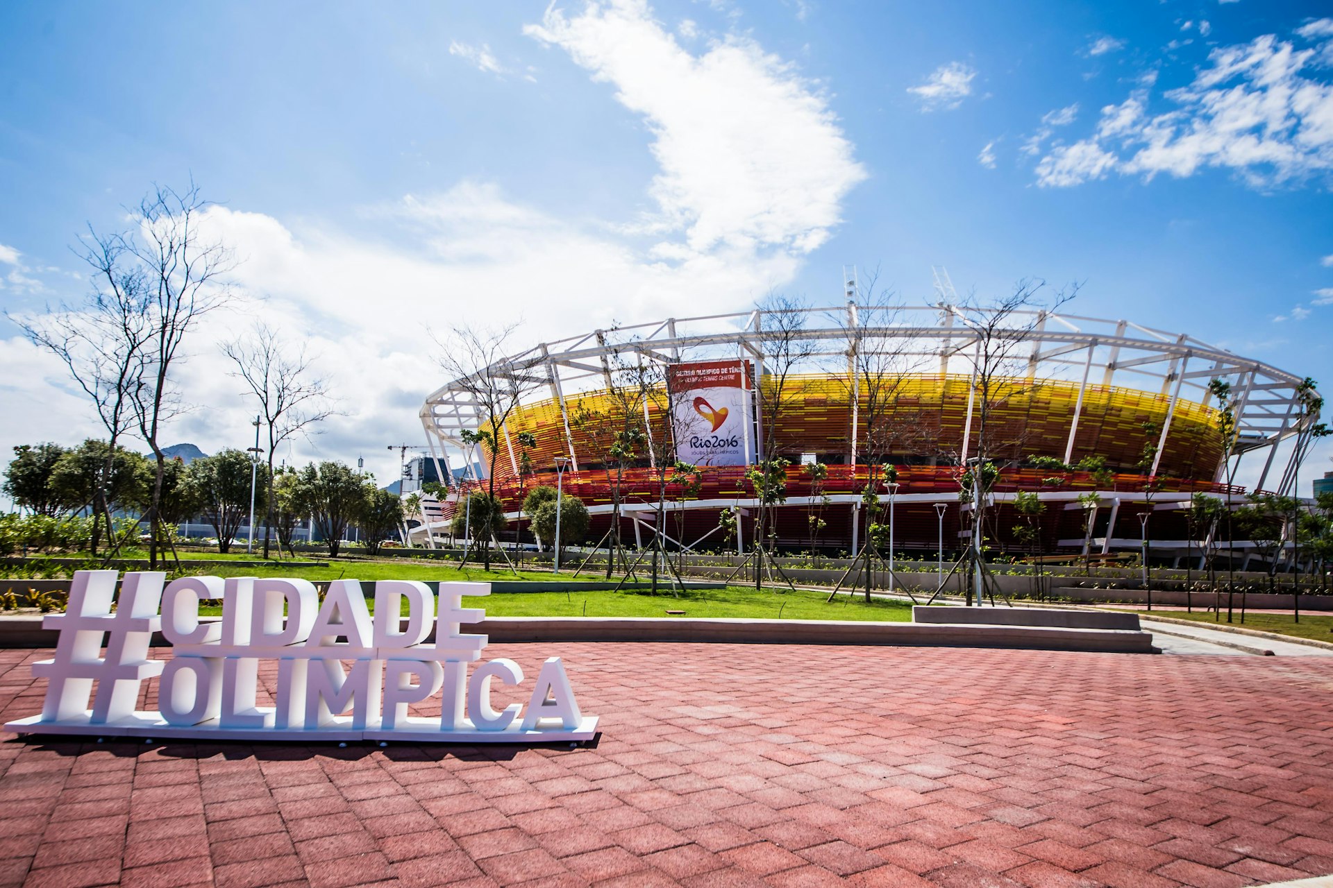 Tennis Center at Rio's Olympic Park © Renato Sette Camara / Rio City Hall