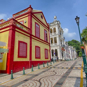 Features - colonial_cs