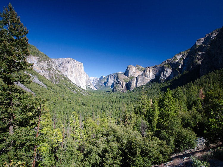Tunnel View, Yosemite Valley. Image by Raido Kaldma / CC BY 2.0.