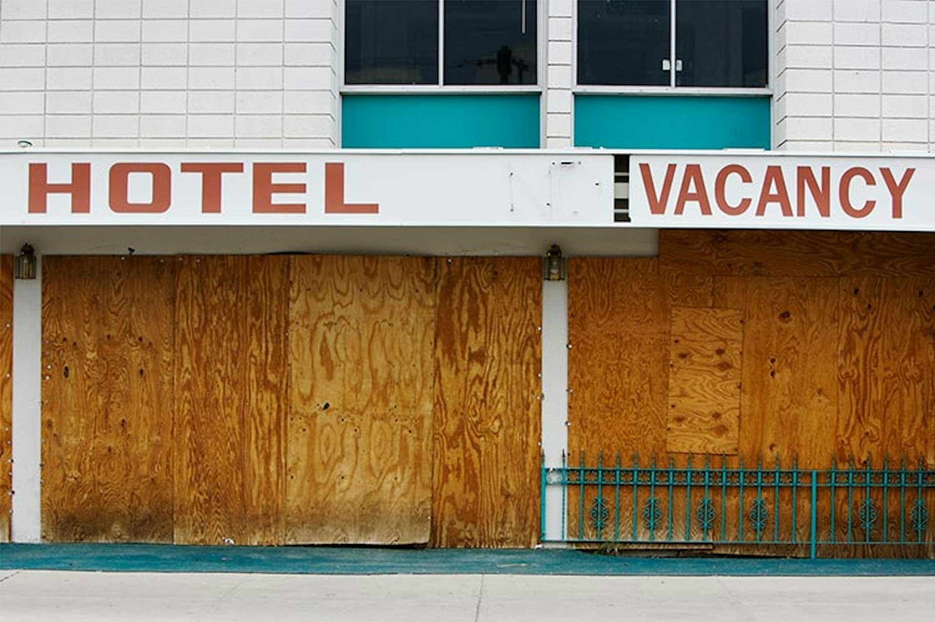 Some hotels turns out to be a bit different from their description on a website. Image by Jared McMillen / Aurora / Getty Images.