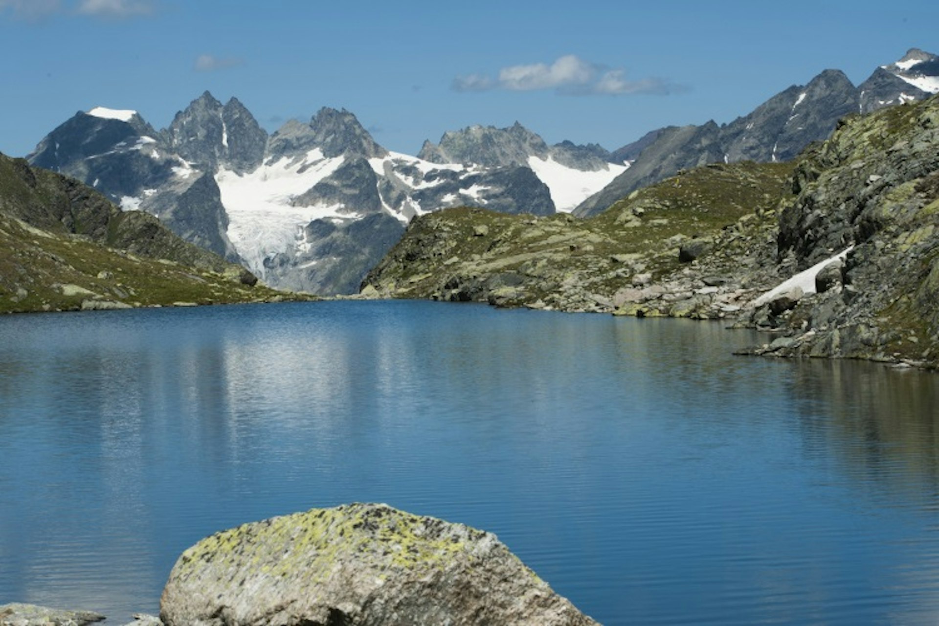 The snow-capped high-alpine plateau of Macun. Image courtesy of the Swiss National Park.