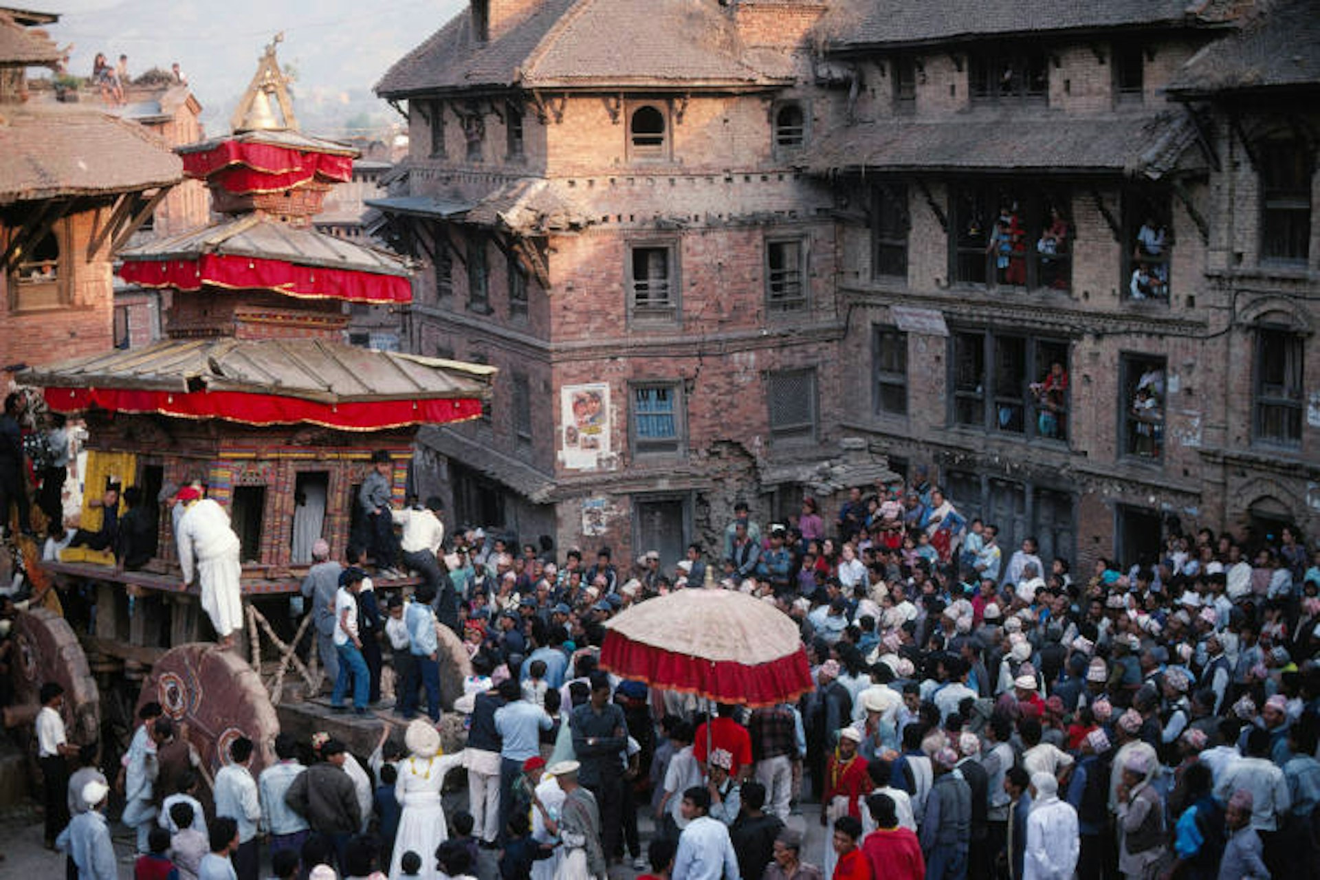 Chariot procession for Bisket Jatra festival, Bhaktapur. Image by Richard I'Anson / Getty Images.