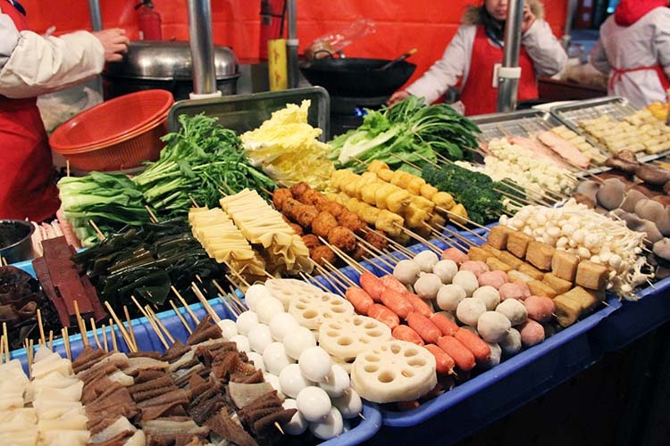 Almost anything can be skewered and barbecued on Beijing's streets. Image by Ana Paula Hirama / CC BY-SA 2.0