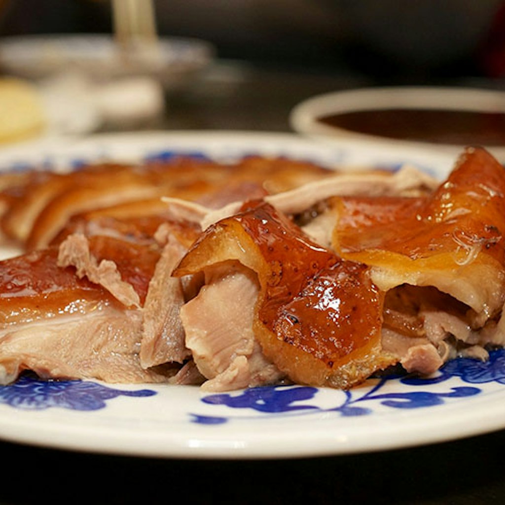 Crispy roast duck at Liqun Roast Duck Restaurant. Image by David Gordillo / CC BY-SA 2.0