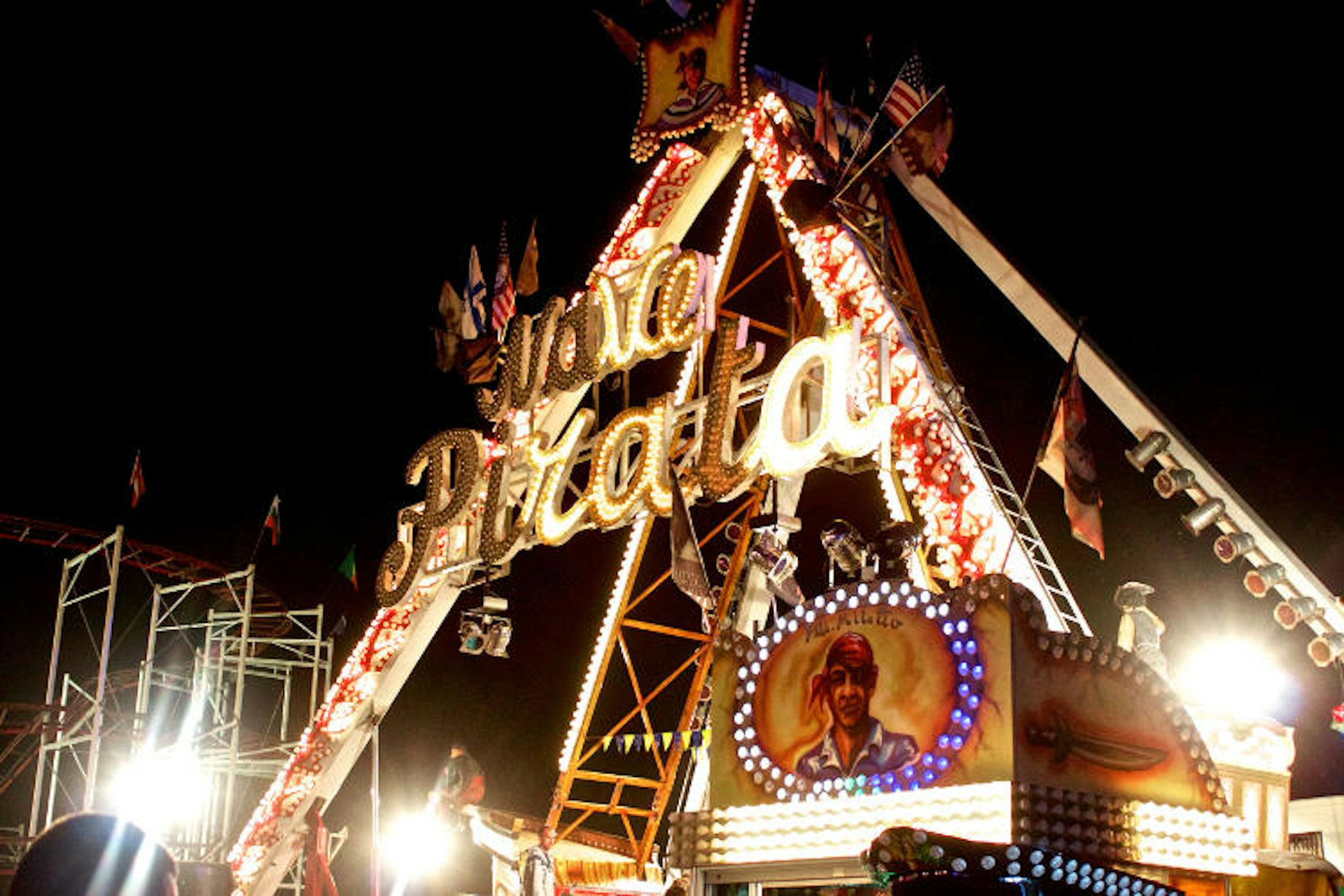 A flashy amusement park during Belgrade Beerfest 2013. Image by lab604 / CC BY 2.0