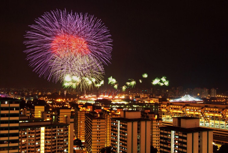 Fireworks on National Day, Singapore. Image by Singapore Tourist Board