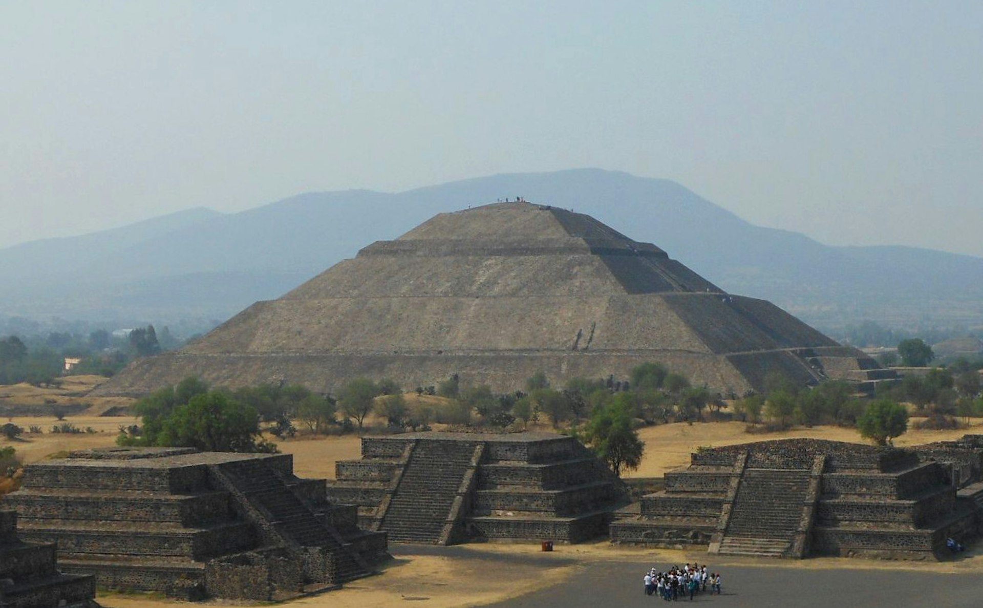 The pyramids at Teotihuacan are jaw-droppingly spectacular. Image by Katja Gaskell / Lonely Planet