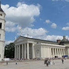 Features - cathedral-square-vilnius