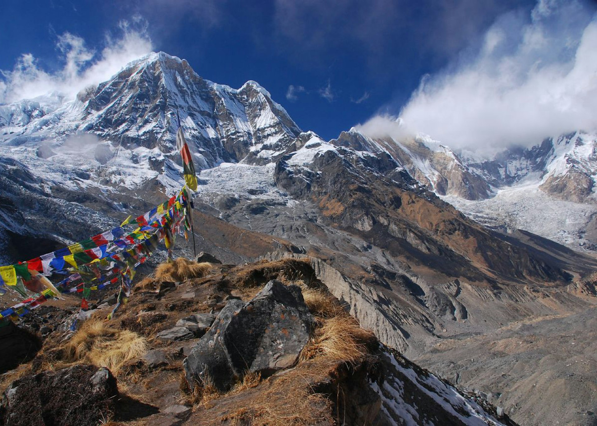 Clear weather at Annapurna Base Camp. Image by Vera & Jean-Christophe / CC BY-SA 2.0.