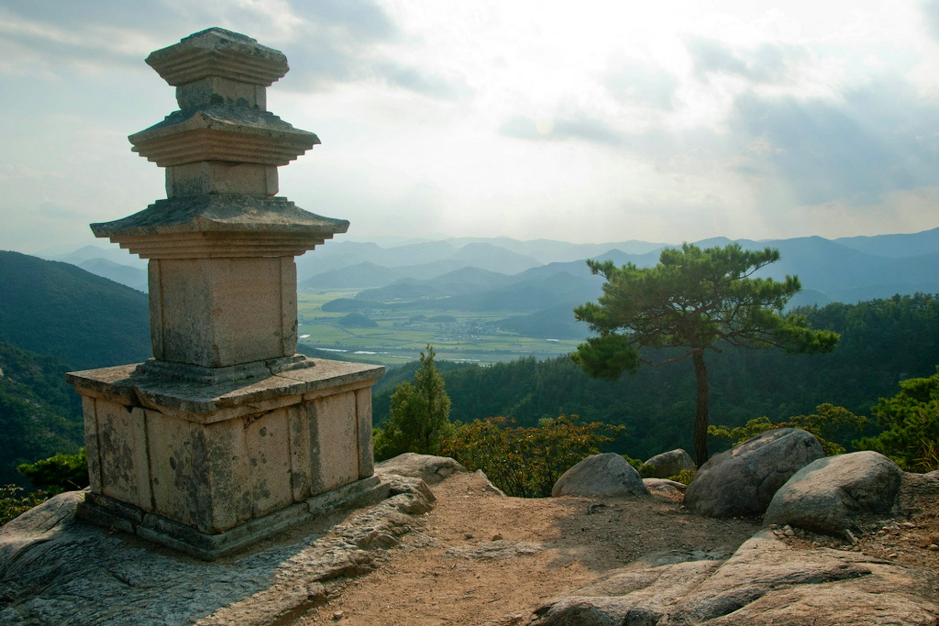 Mystical views to find during a hike on Namsan Mountain. Image by theaucitron / CC BY-SA 2.0