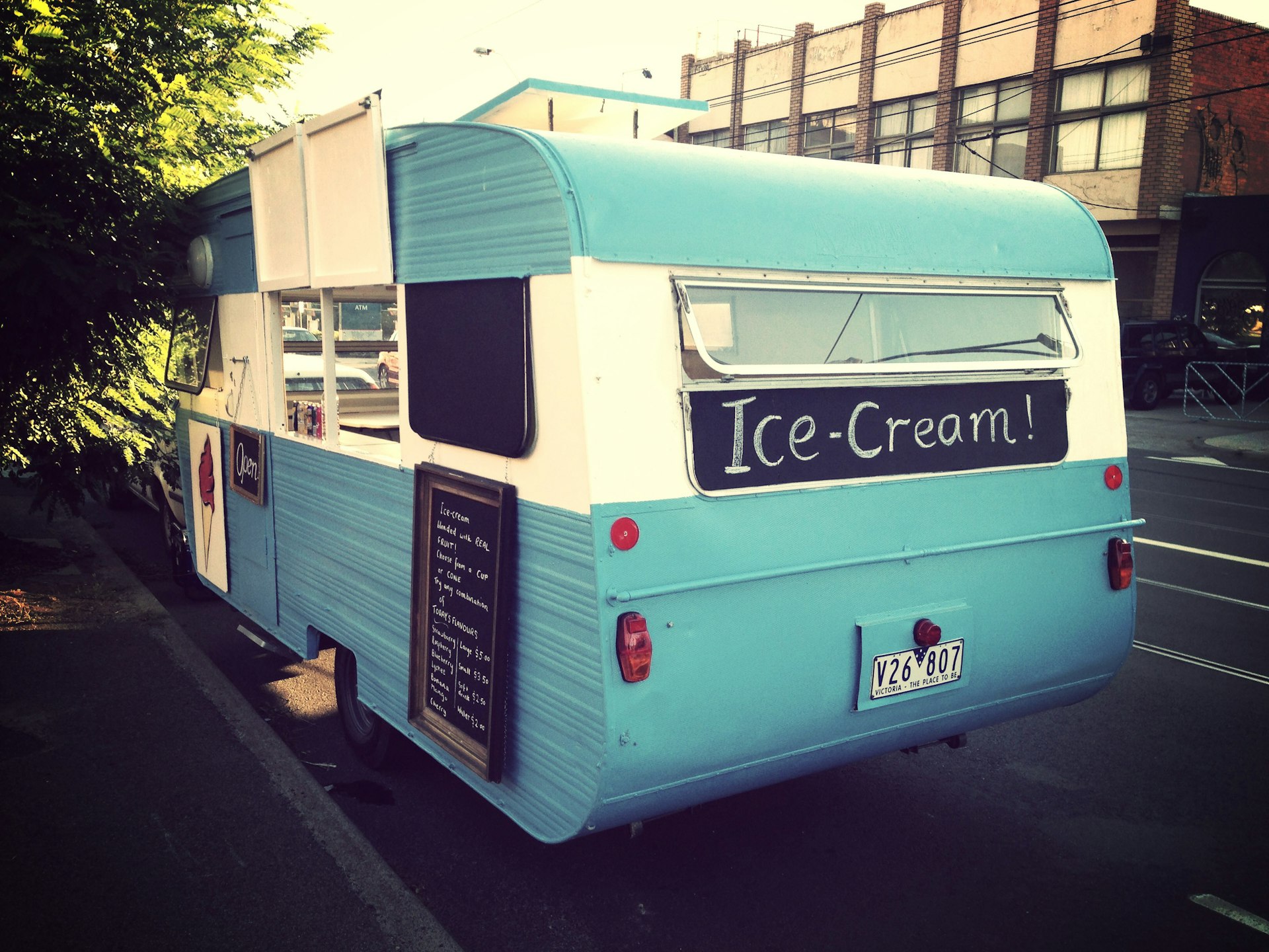 Summer relief from one of Melbourne's ice cream vans. Image by John Carney / Flickr