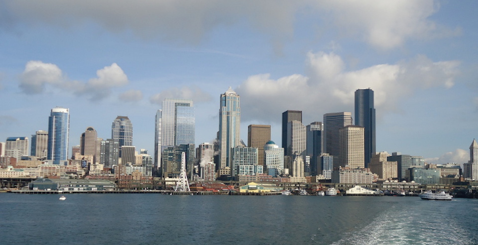 The Seattle skyline as seen from the ferry. Image by Brendan Sainsbury / Lonely Planet