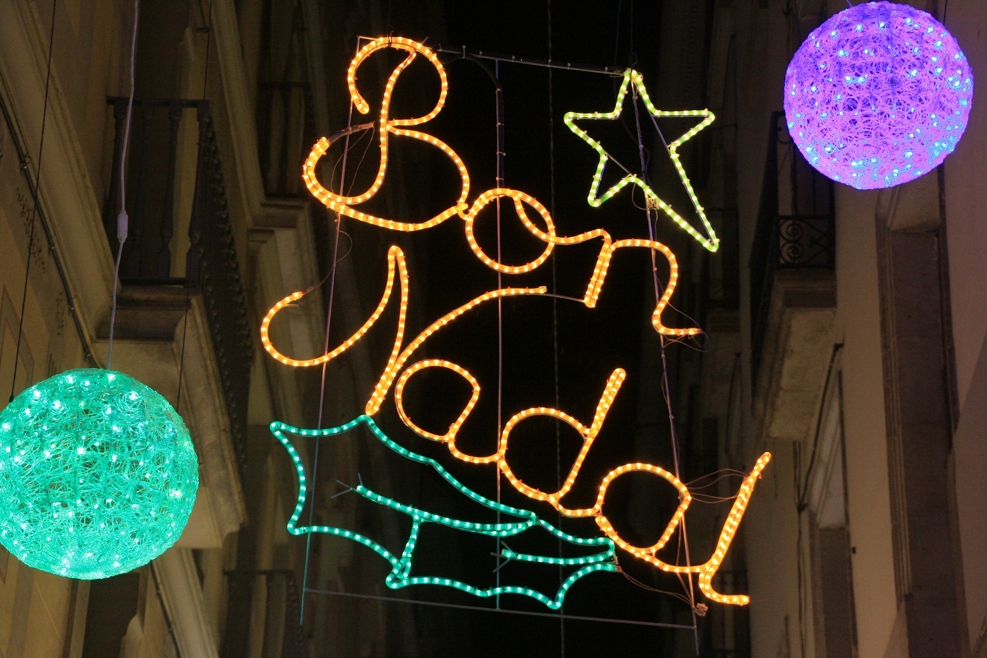 Festive lights on the Carrer Montsió. Image by Núria / CC BY-SA 2.0