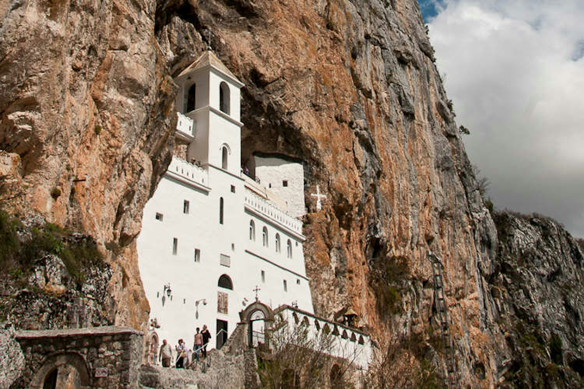 The Ostrog Monastery, built into a cave. Image by Luigi Torreggiani / CC BY 2.0