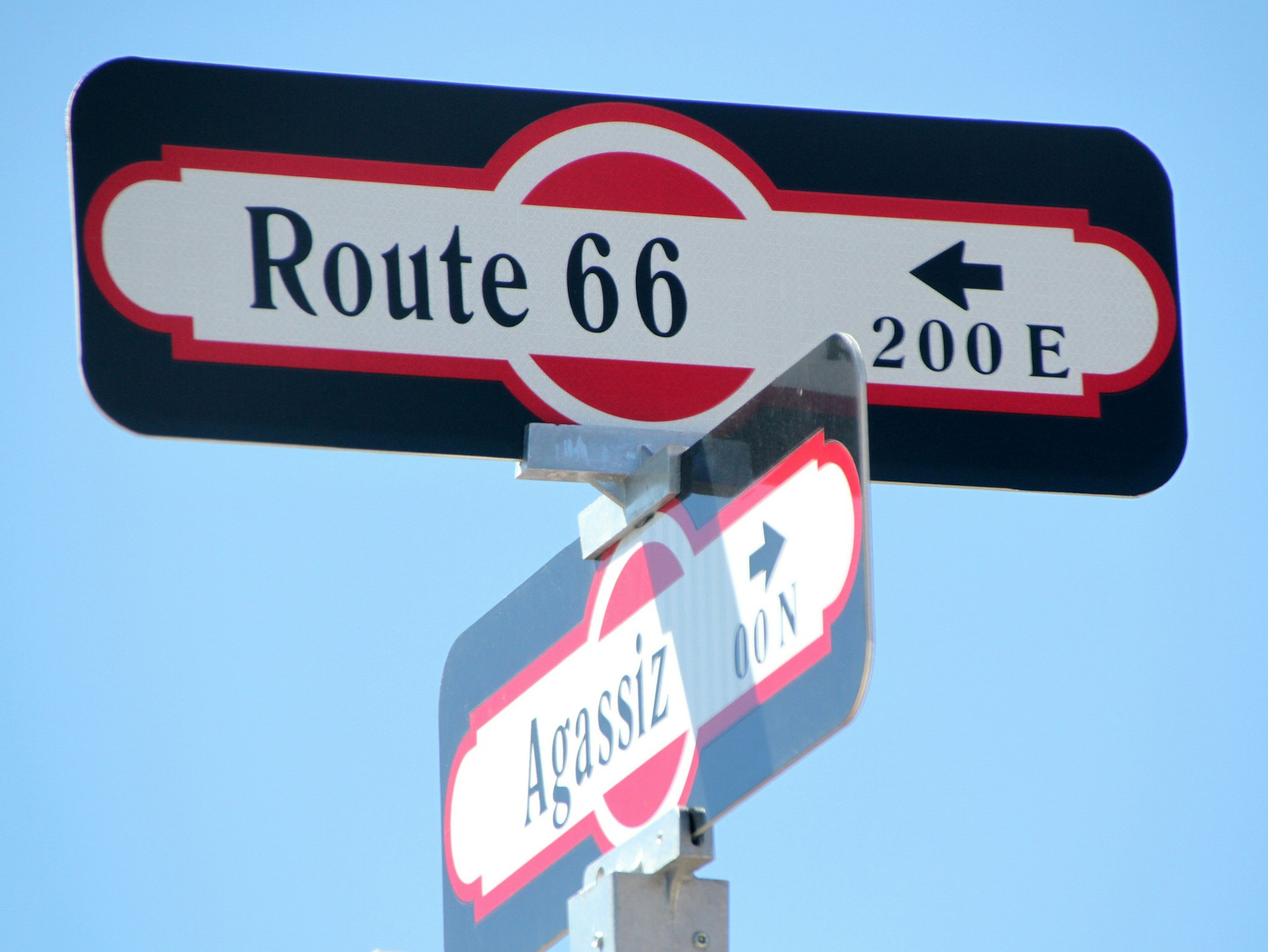 Historic Route 66 signs in Flagstaff. Image by Tony Hisgett / CC BY 2.0